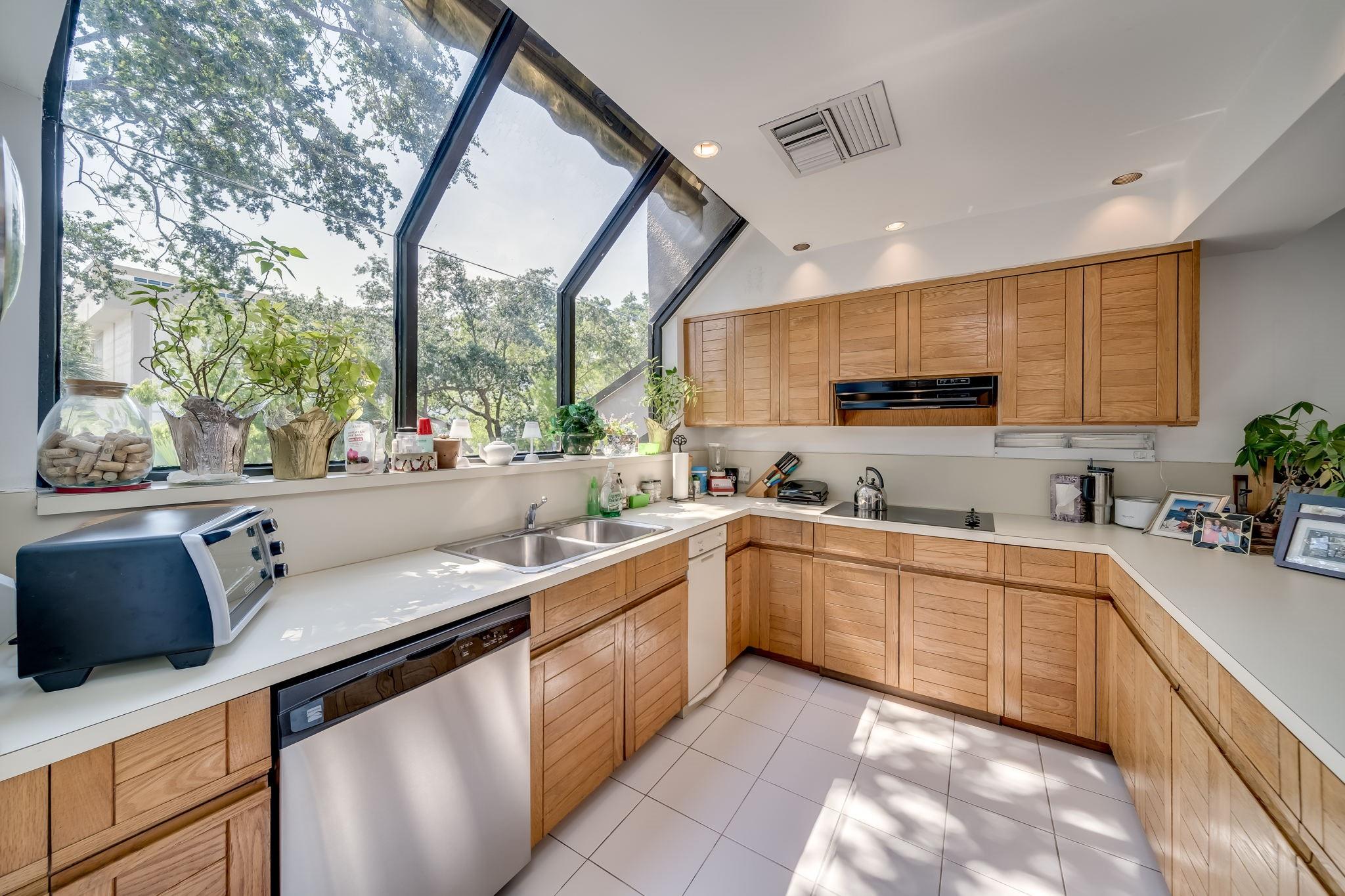 Portside Yacht Club - Residential