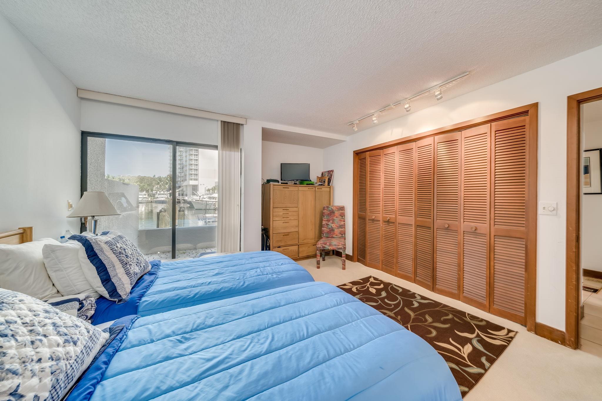 Portside Yacht Club - Residential