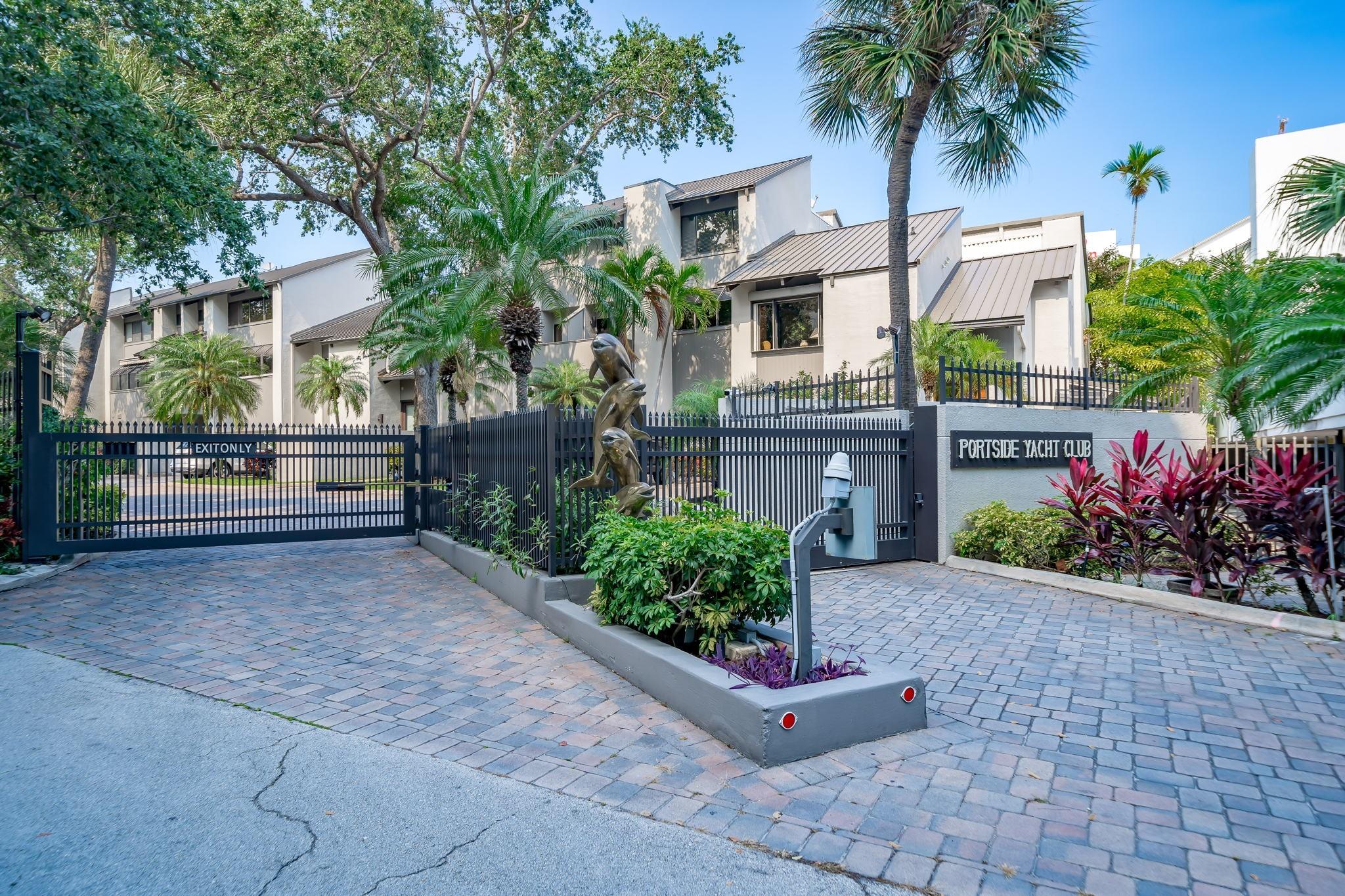 Portside Yacht Club - Residential