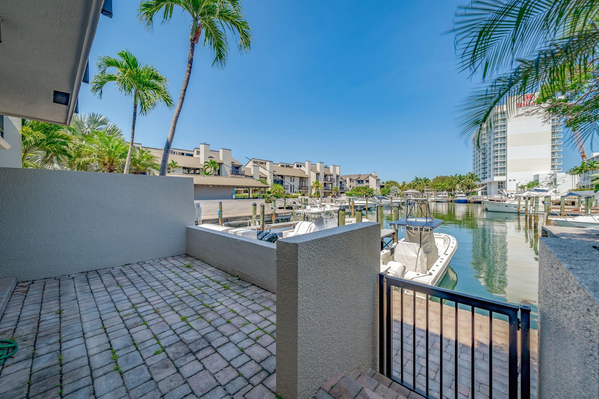 Portside Yacht Club - Residential