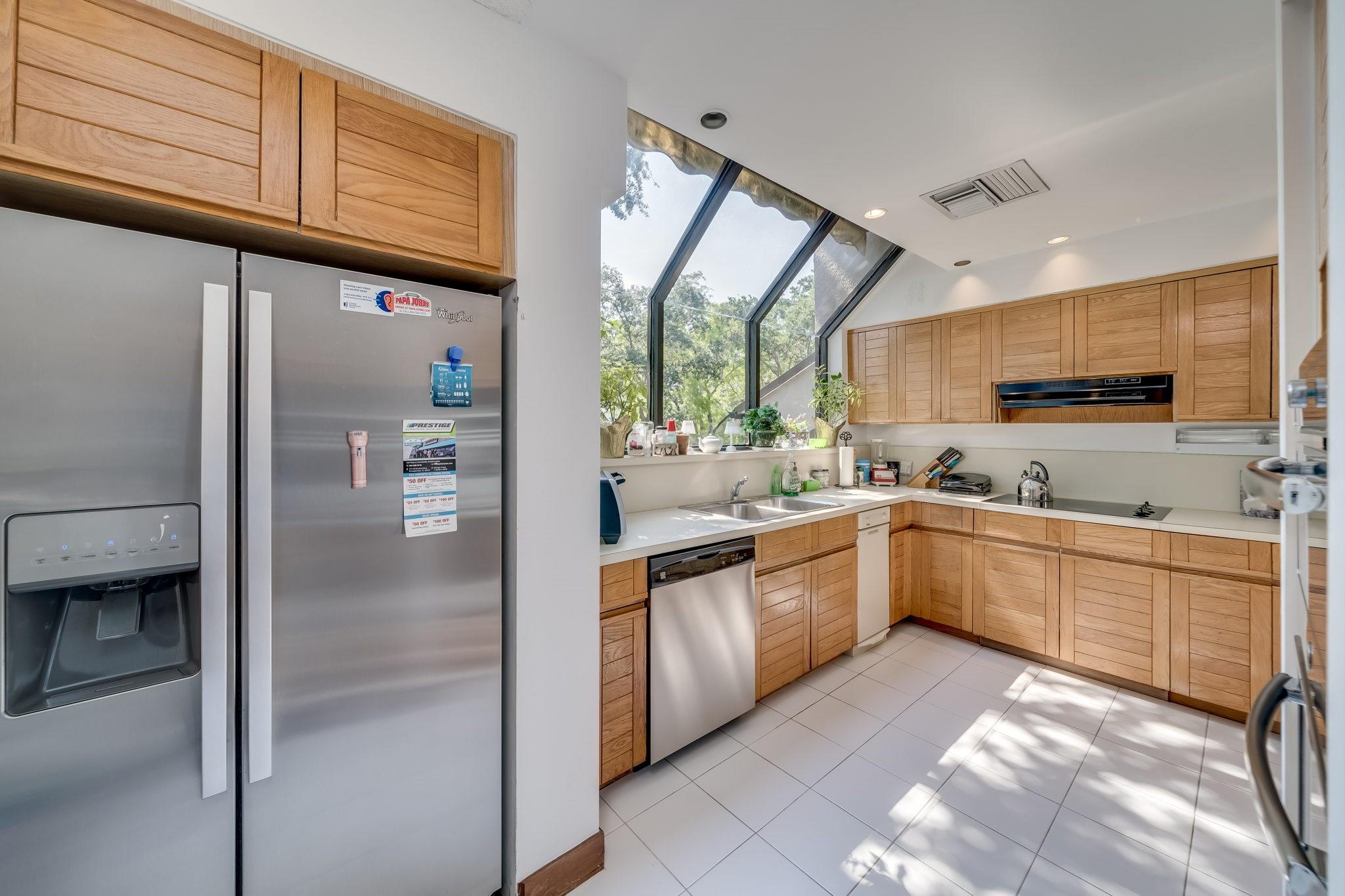 Portside Yacht Club - Residential