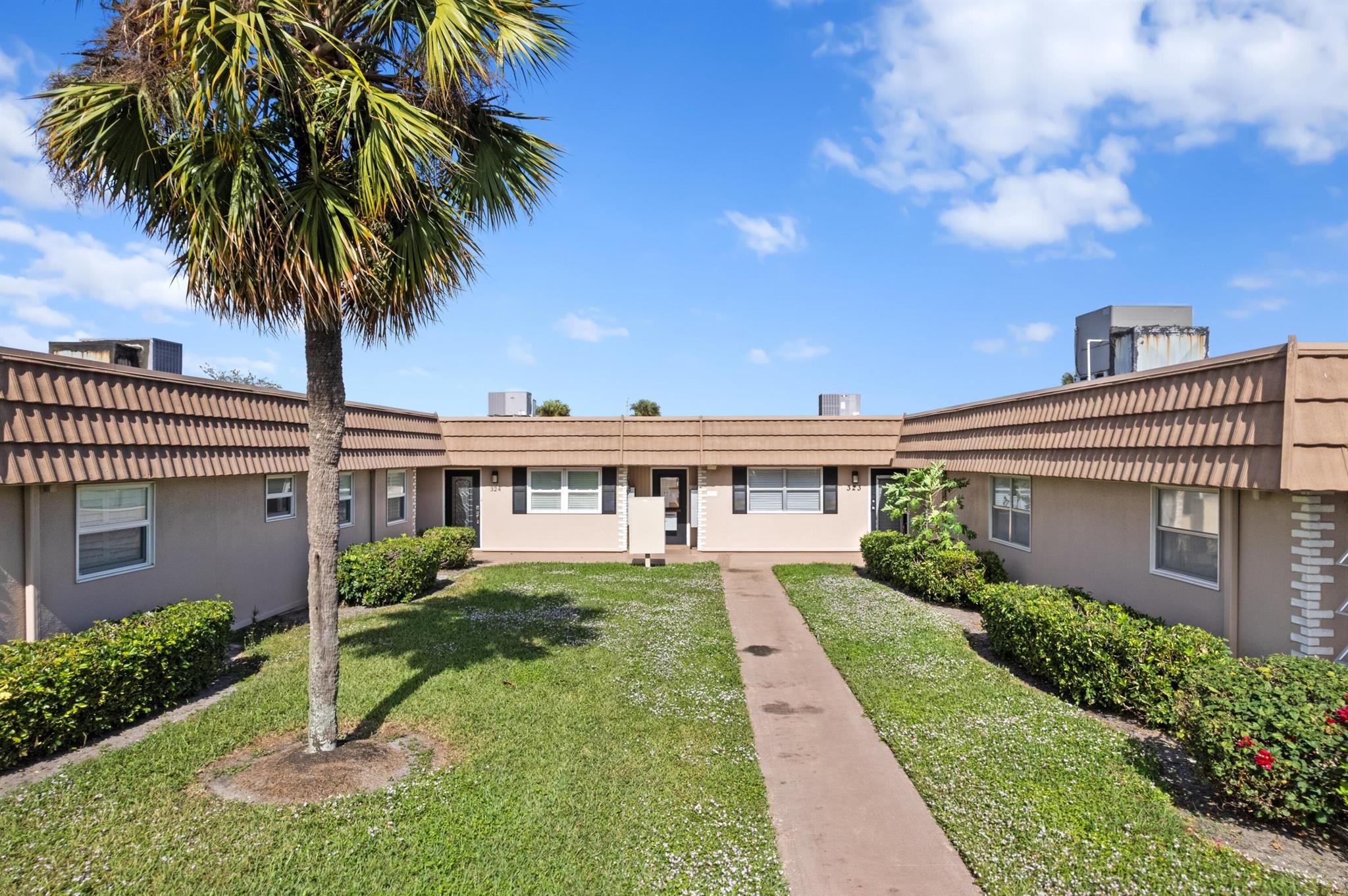 KINGS POINT SEVILLE CONDO - Residential