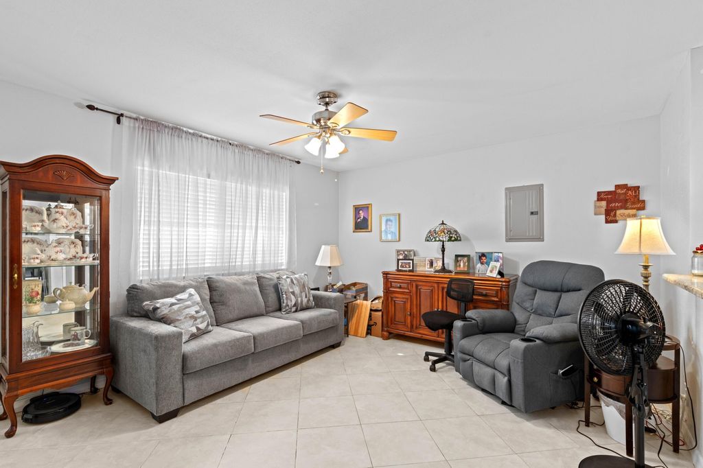 Photo of 323 Seville N, Delray Beach, FL 33446 (MLS # R11145871)