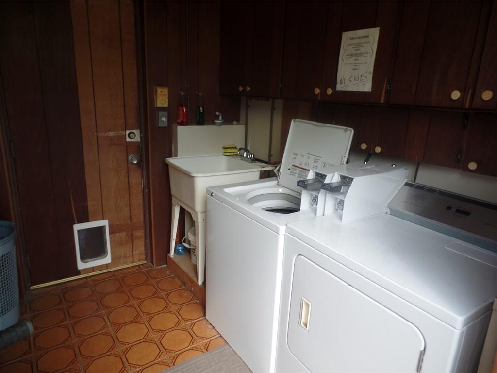 Oakland Park Second Add 1 - Residential Lease