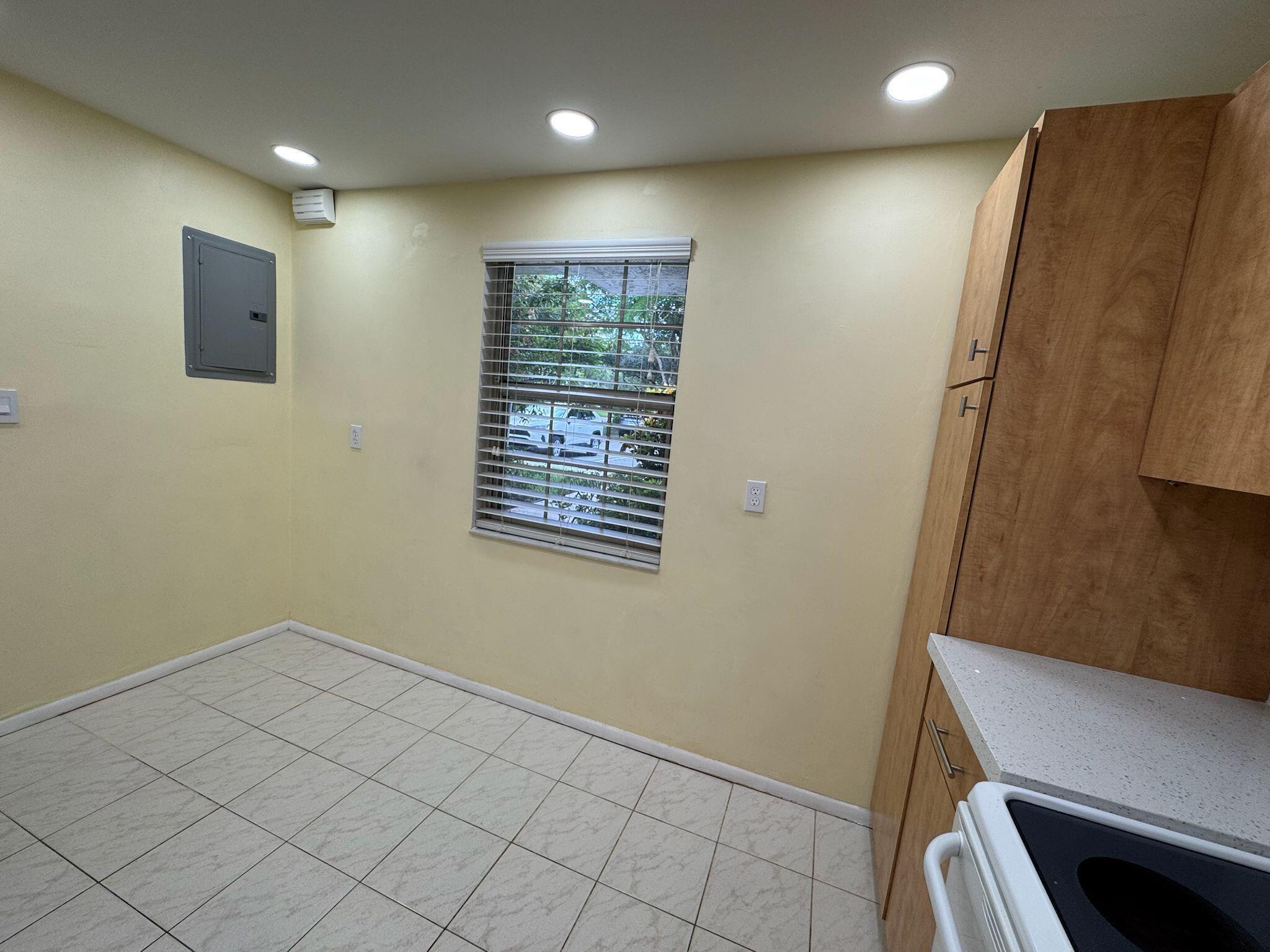 NO 97 PALM-AIRE COUNTRY CLUB - Residential