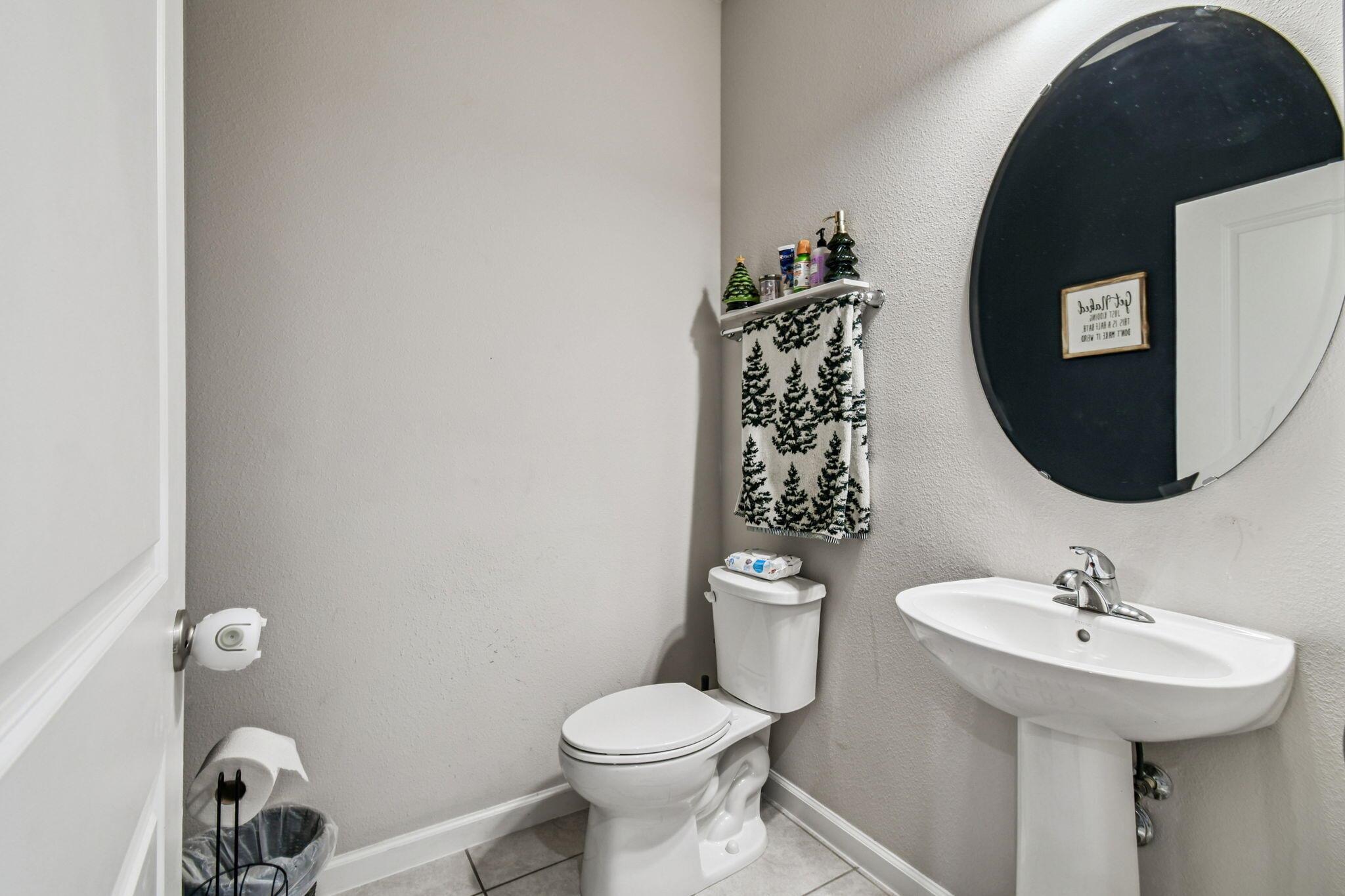 HOLDEN RIDGE TOWNHOMES - Residential