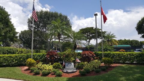 A home in Lake Worth