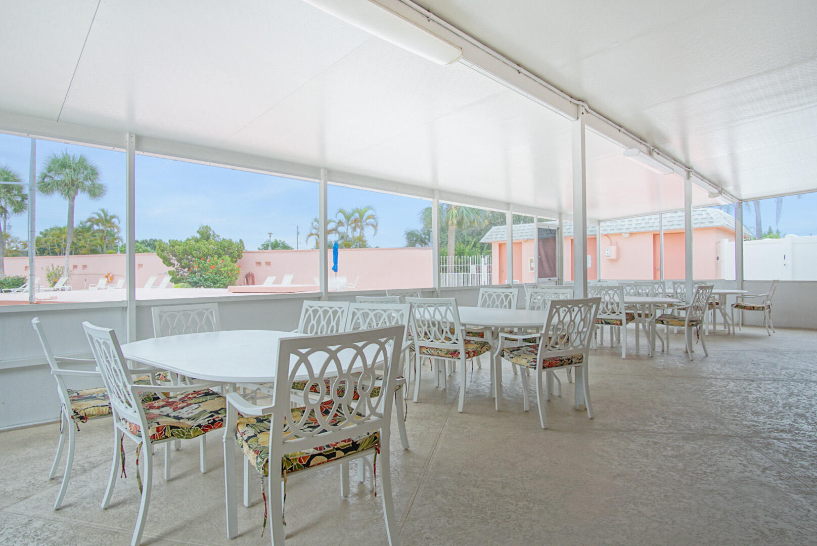 COLONNADES CONDOMINIUM NO 1 - Residential