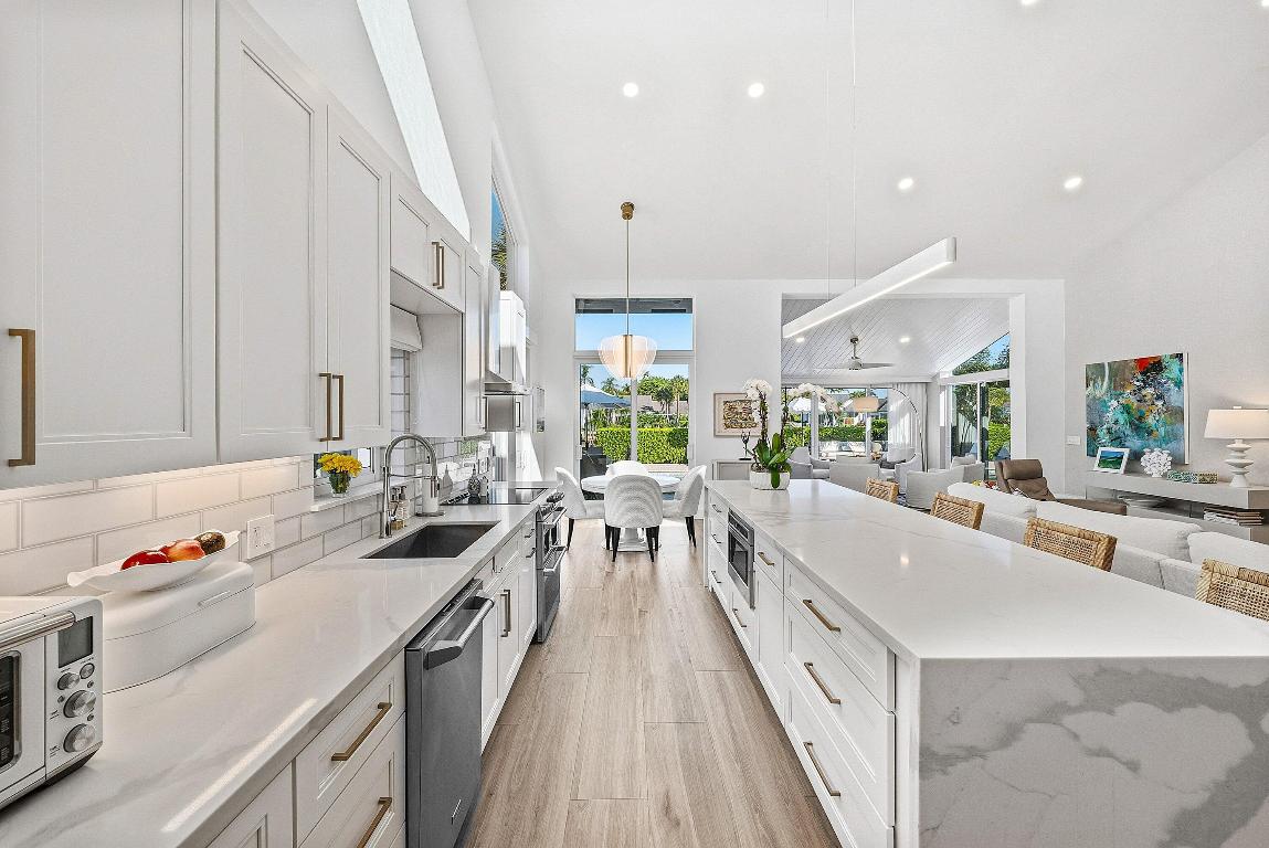 PELICAN COVE PLAT OF - Residential