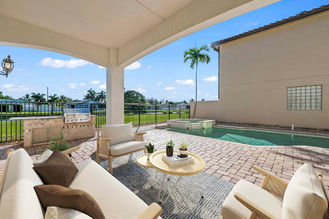 JONATHANS CREEK - Residential