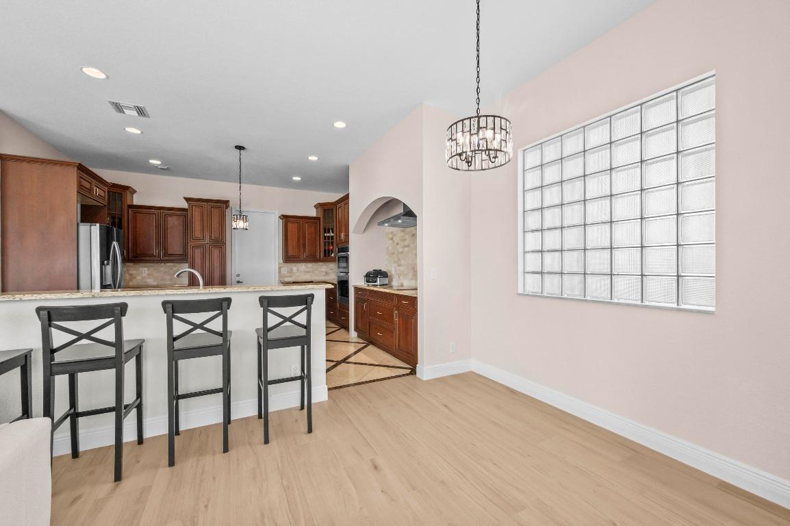 JONATHANS CREEK - Residential