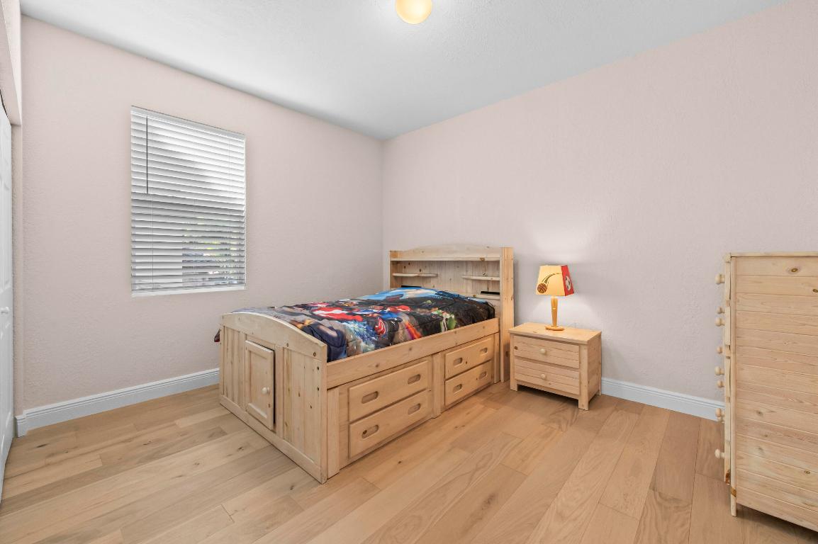 JONATHANS CREEK - Residential