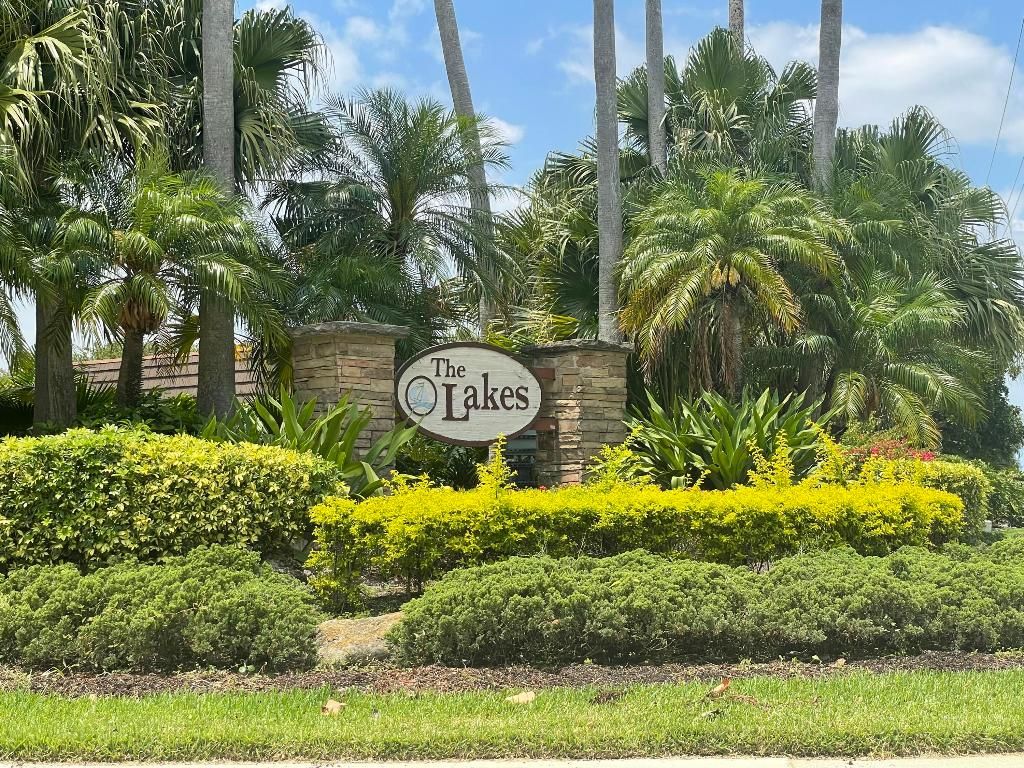 Photo of 1003 10th Court #5c, Jupiter, FL 33477 (MLS # R10963571)