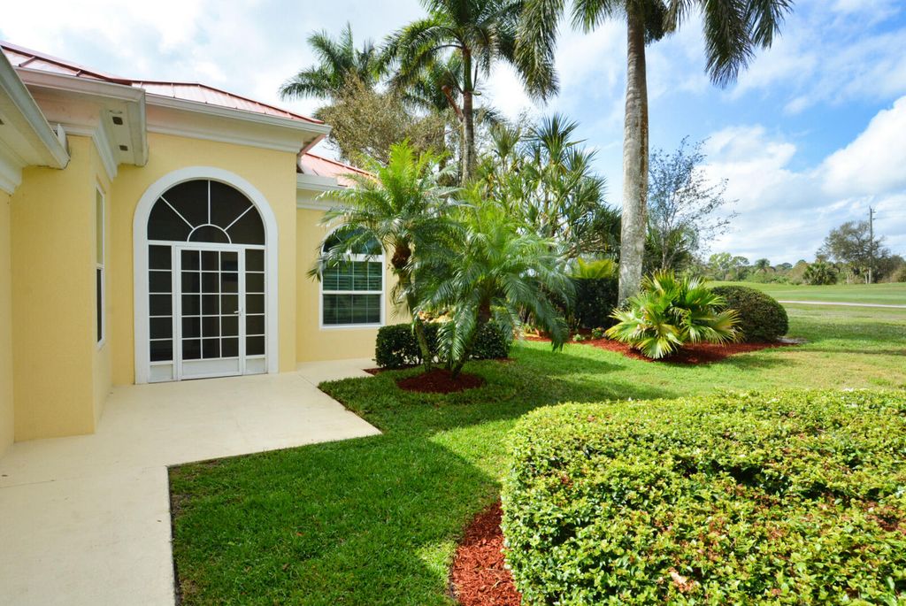 Photo of 1514 SW Eagleglen Place, Stuart, FL 34997 (MLS # R11062216)