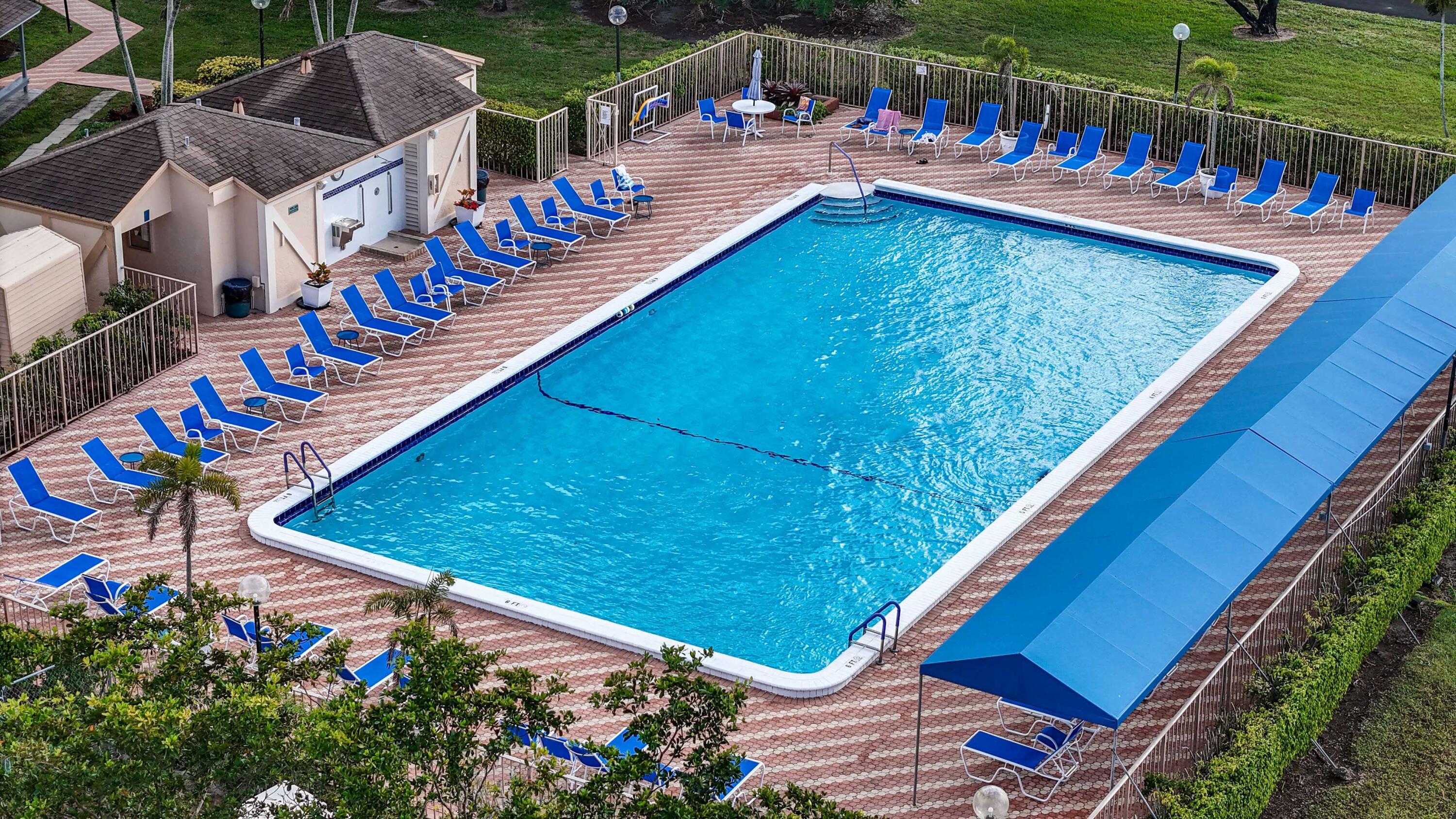 HUNTINGTON LAKES SECTION TWO CONDS 10,11,12,14 THR - Residential Lease