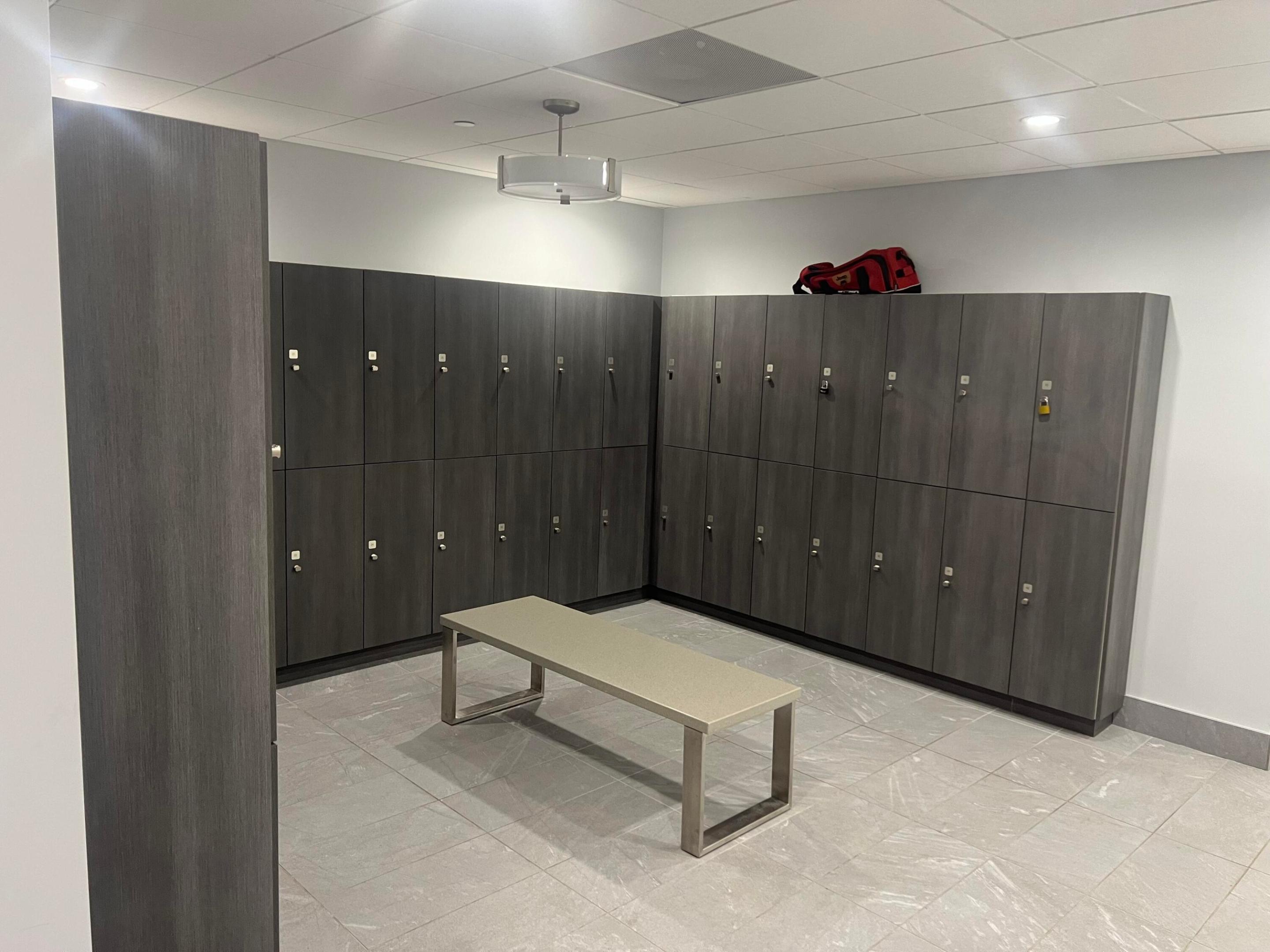 HUNTINGTON LAKES SECTION TWO CONDS 10,11,12,14 THR - Residential Lease