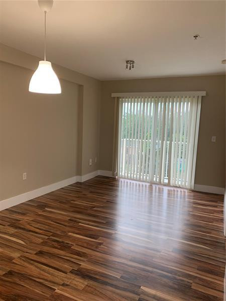 Melrose Apartments - Residential