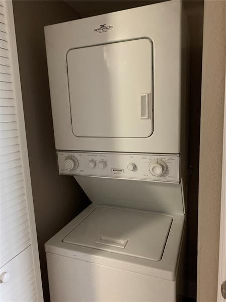 Melrose Apartments - Residential