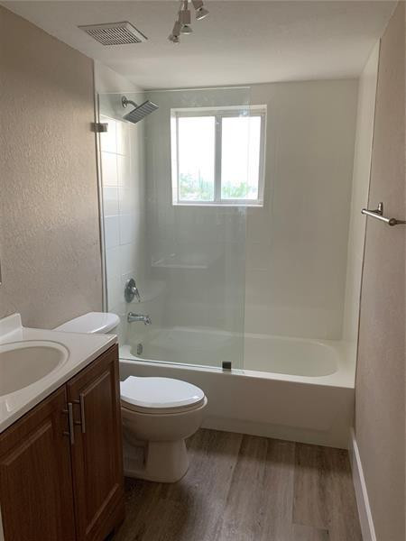 Melrose Apartments - Residential