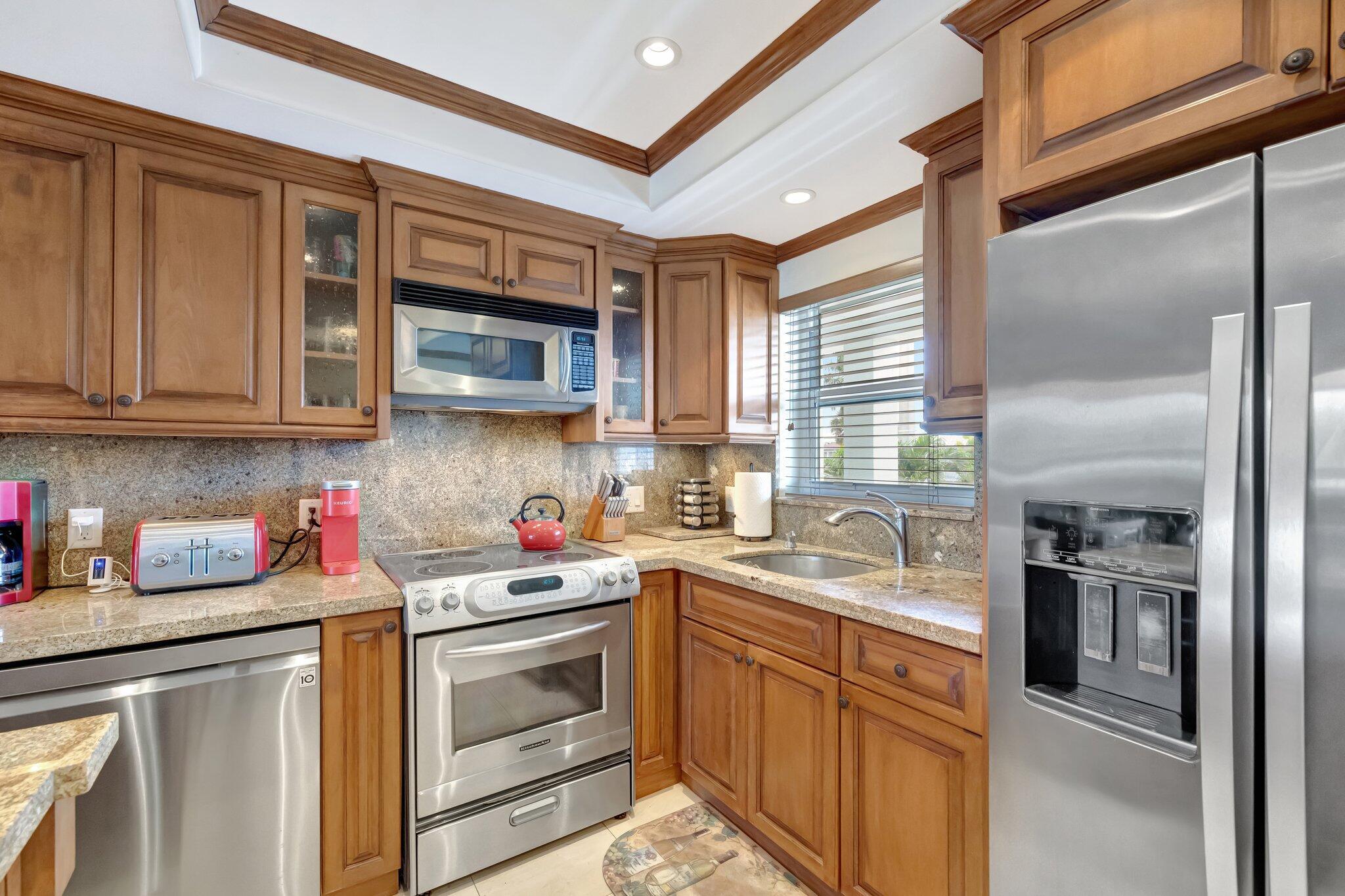 2401 NE 36th Street 204
