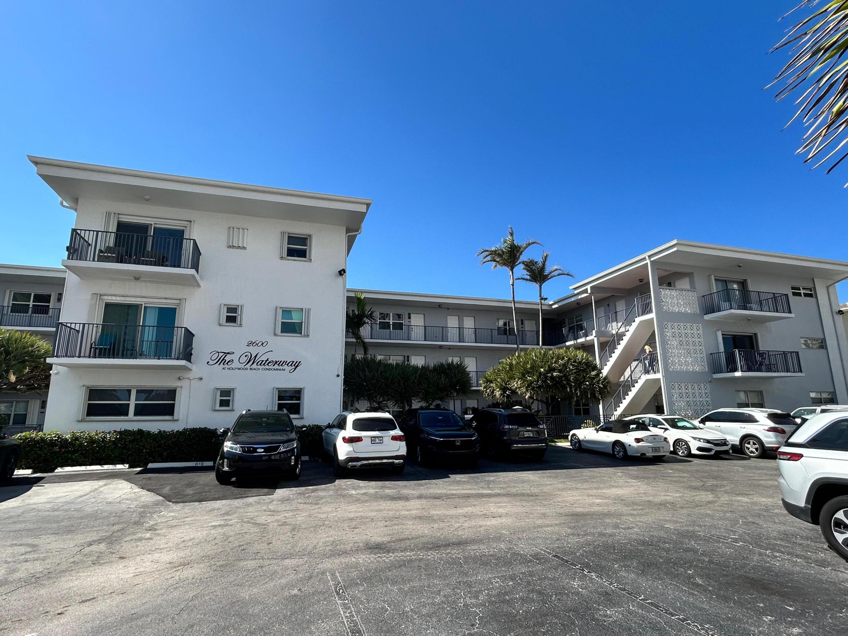 WATERWAY @ HOLLYWOOD BEACH CONDO - Residential Lease