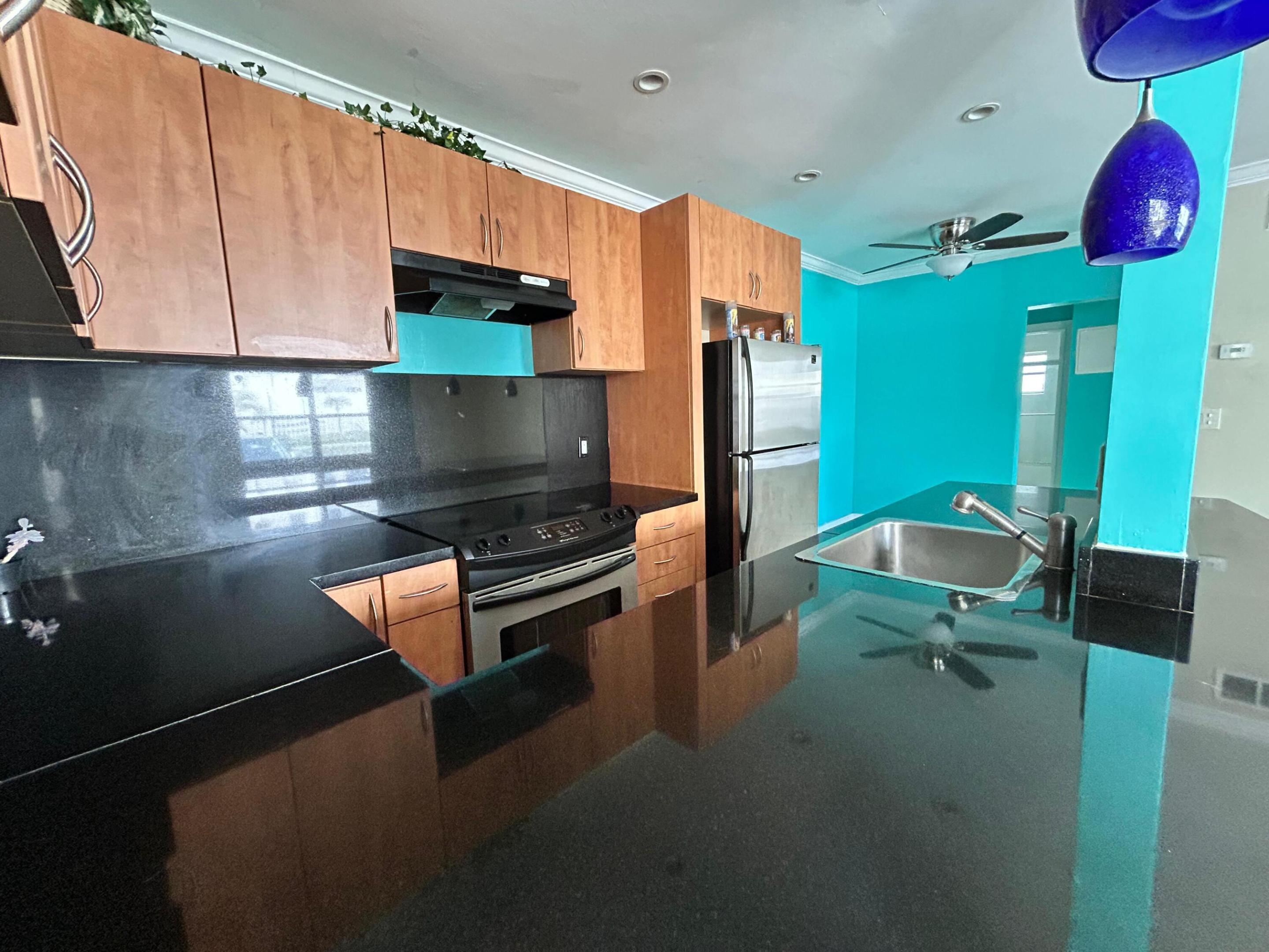 WATERWAY @ HOLLYWOOD BEACH CONDO - Residential Lease