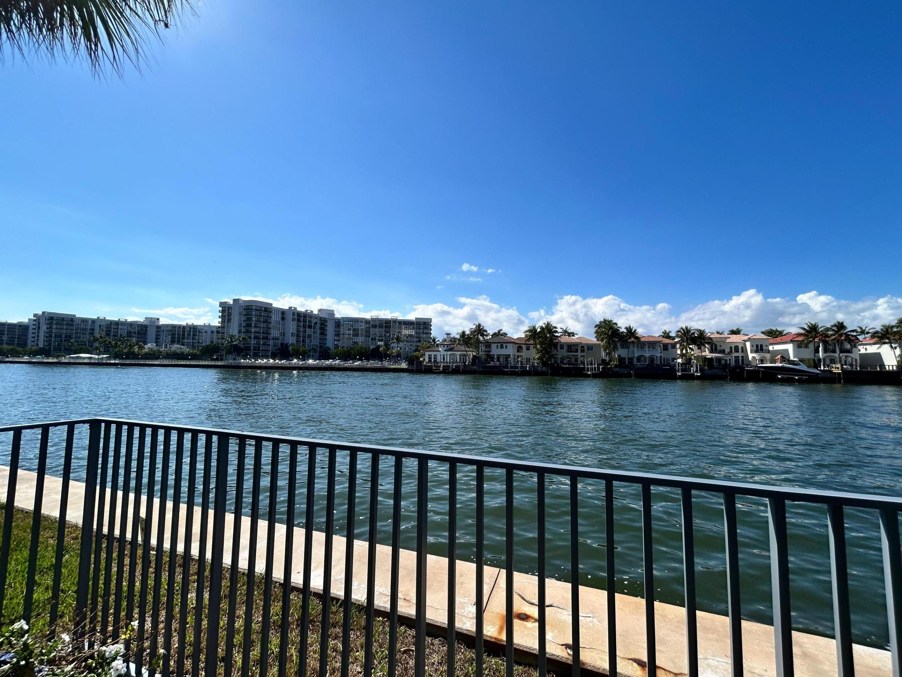 WATERWAY @ HOLLYWOOD BEACH CONDO - Residential Lease