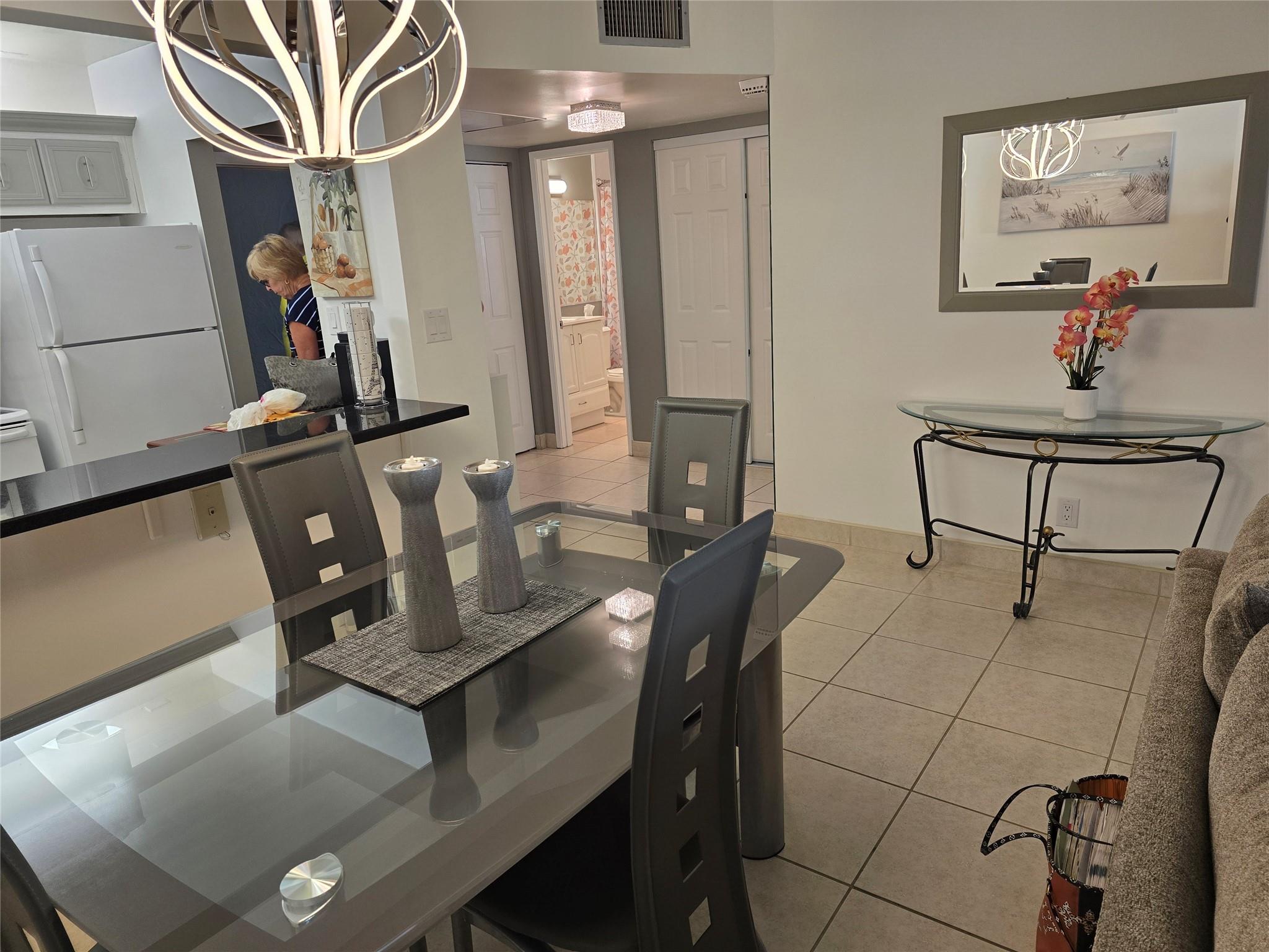 The Meadows condo - Residential
