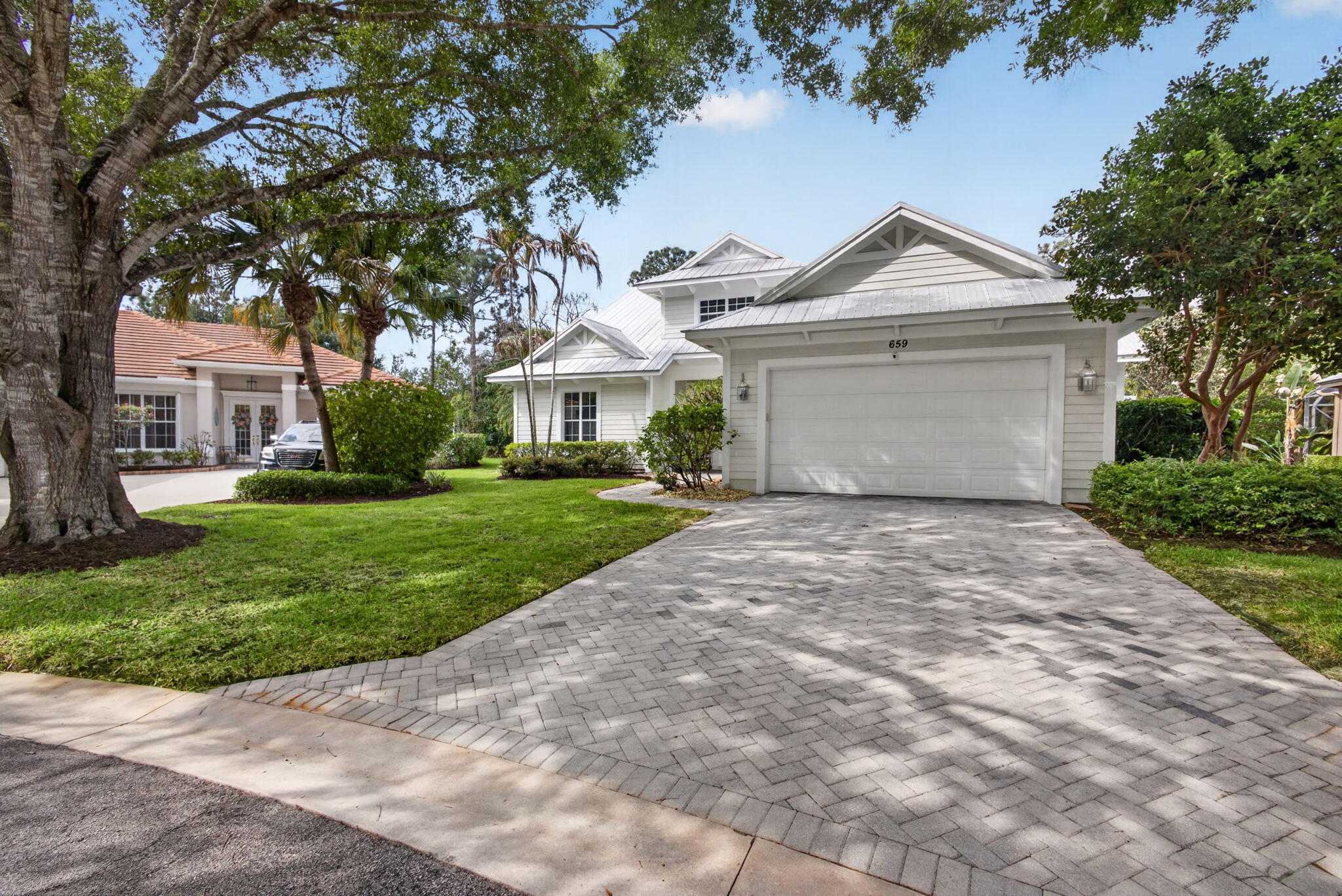 OAK RIDGE - Residential