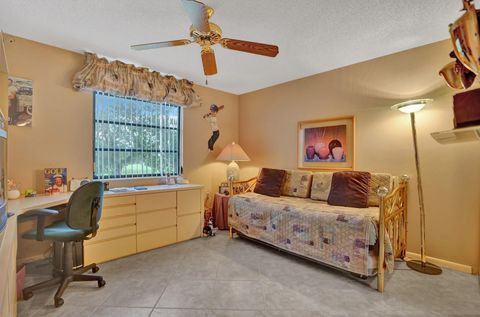 Condominium in Davie FL 1518 Whitehall Dr Dr 30.jpg