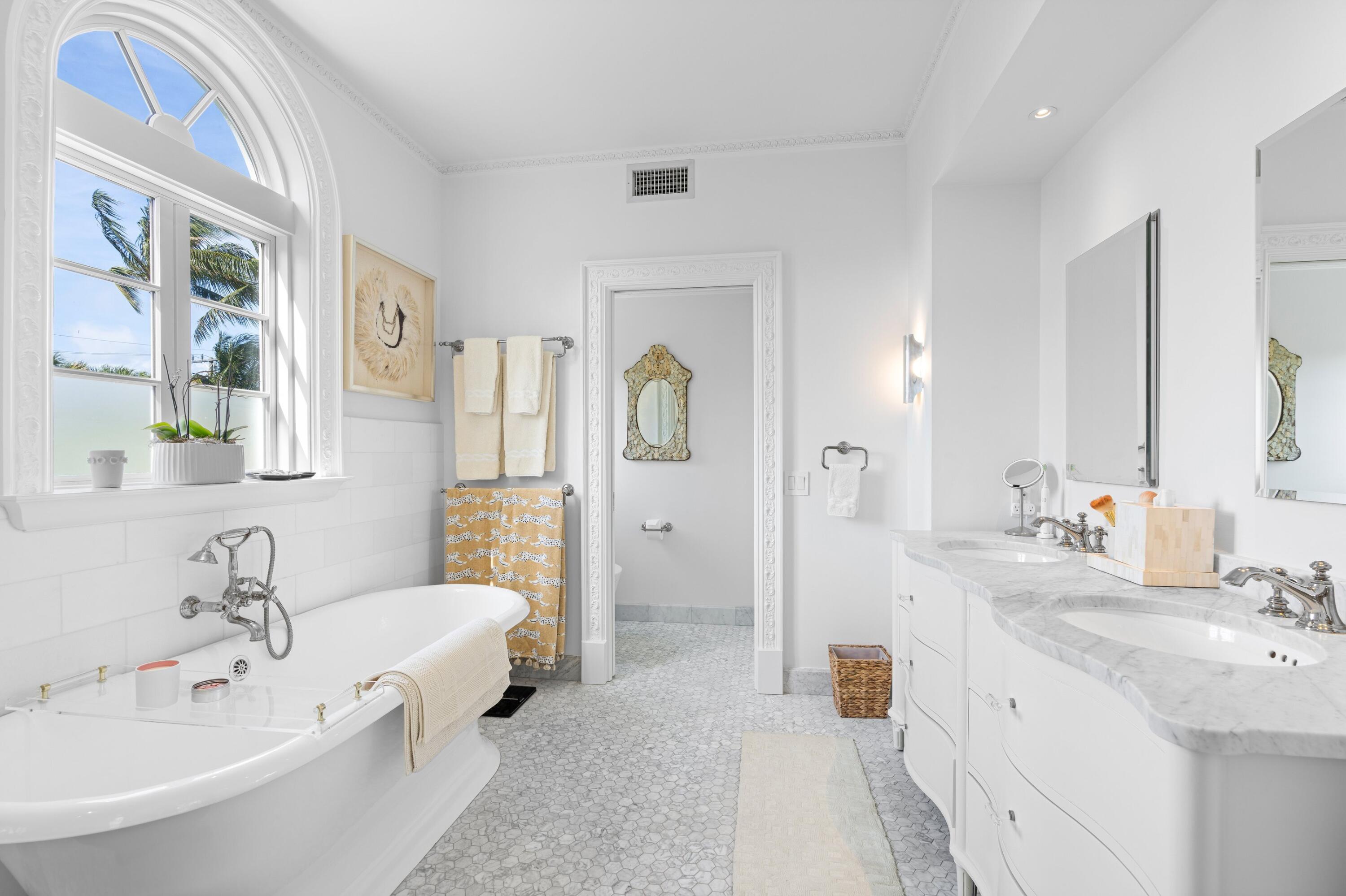 ROYAL PARK - Residential