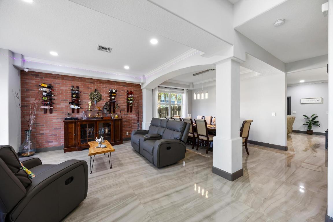 PORT ST LUCIE SECTION 37 - Residential