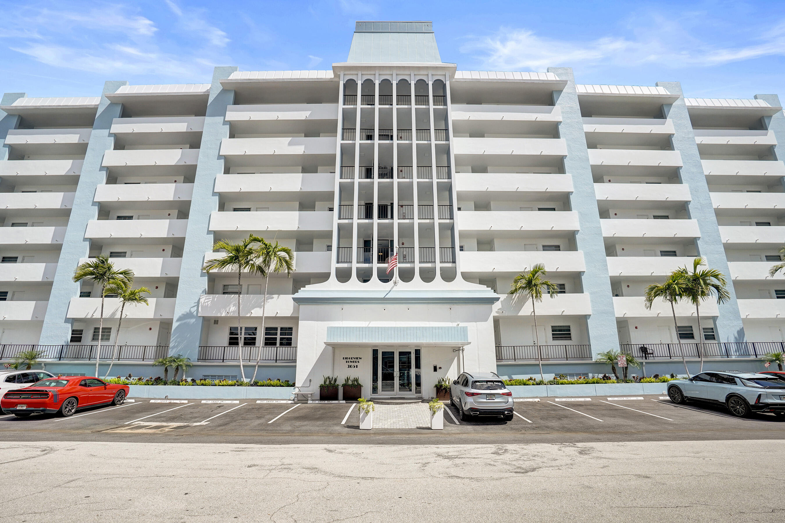 RIDGEVIEW TOWERS CONDO - Residential