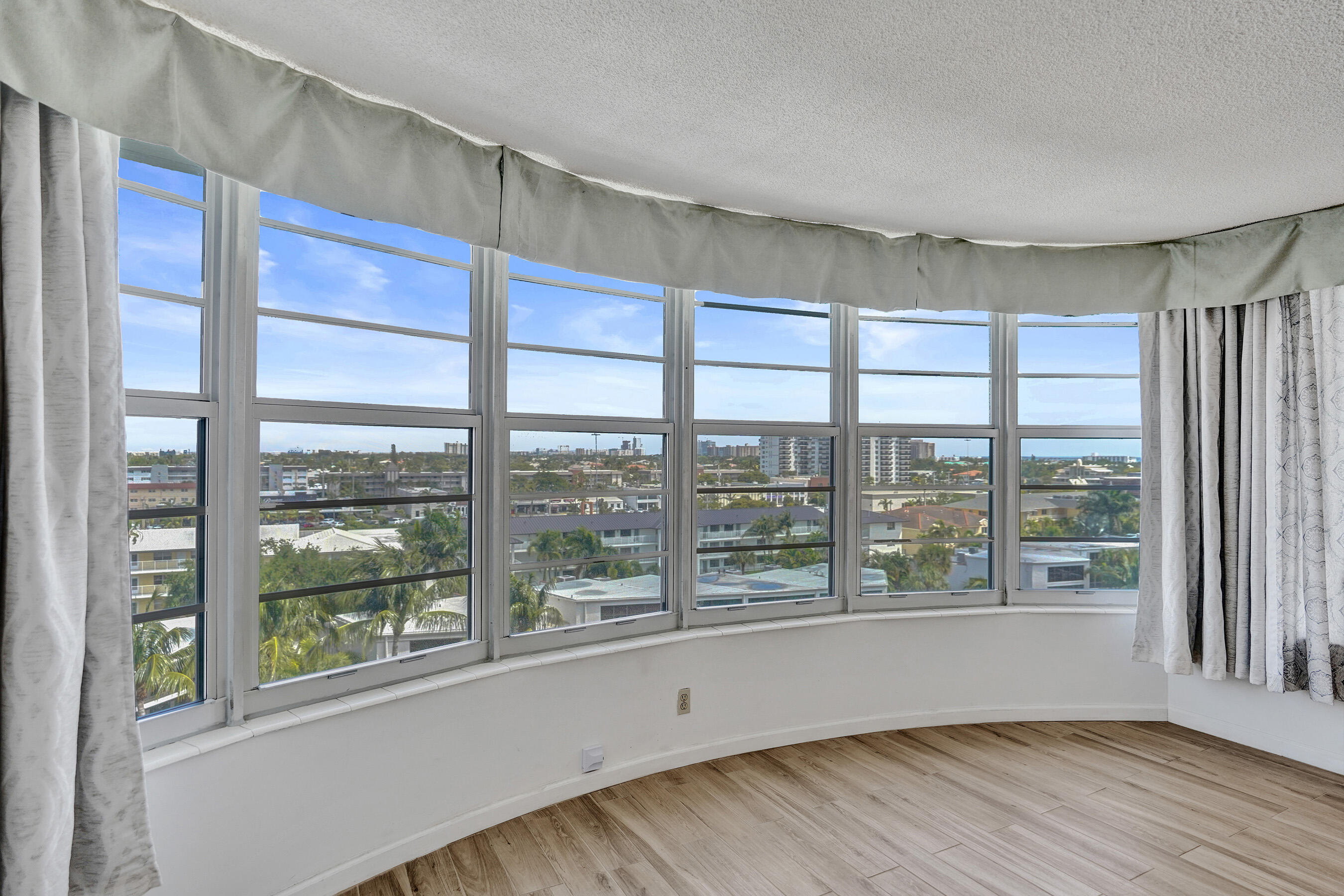 RIDGEVIEW TOWERS CONDO - Residential