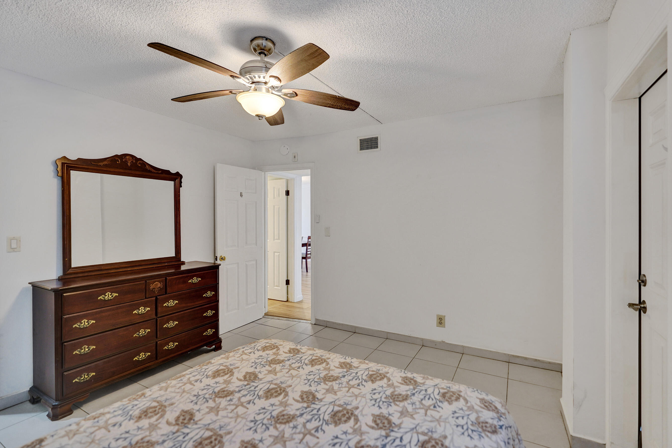 RIDGEVIEW TOWERS CONDO - Residential