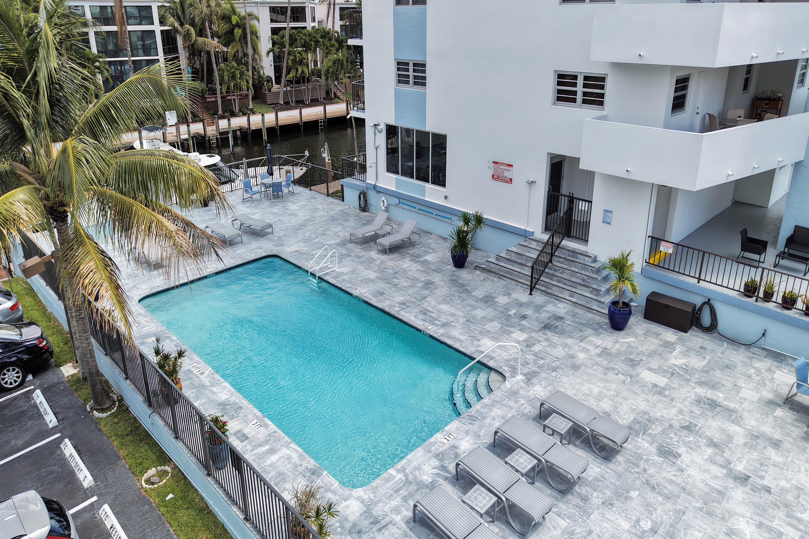 RIDGEVIEW TOWERS CONDO - Residential