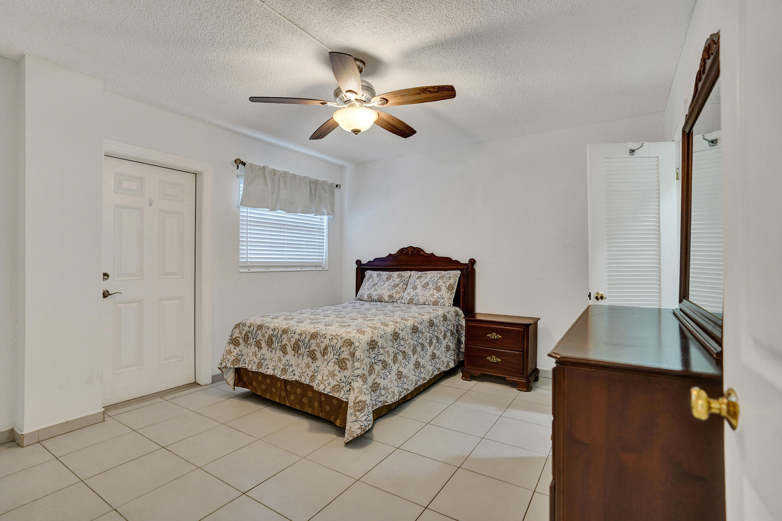 RIDGEVIEW TOWERS CONDO - Residential