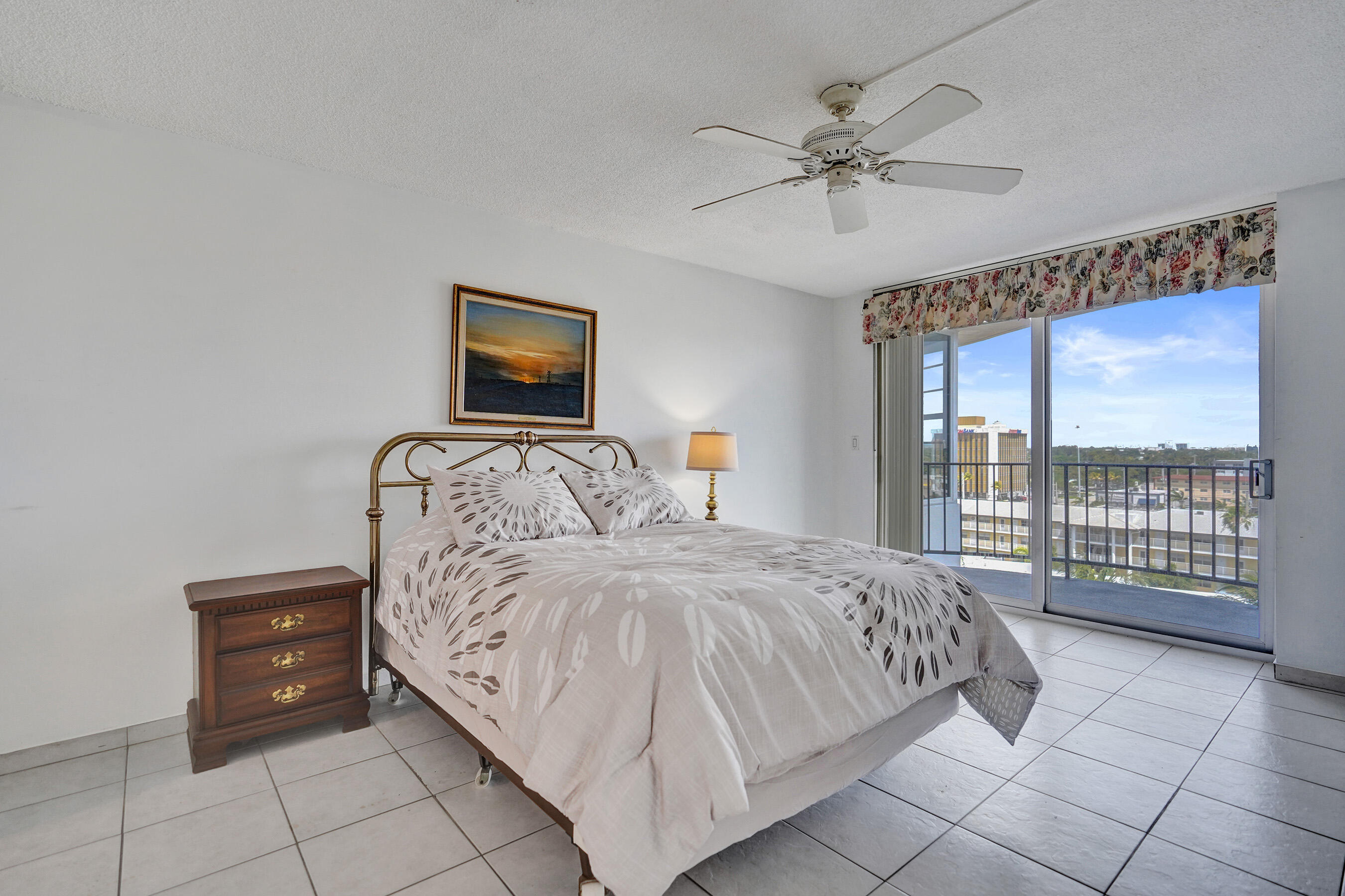 RIDGEVIEW TOWERS CONDO - Residential