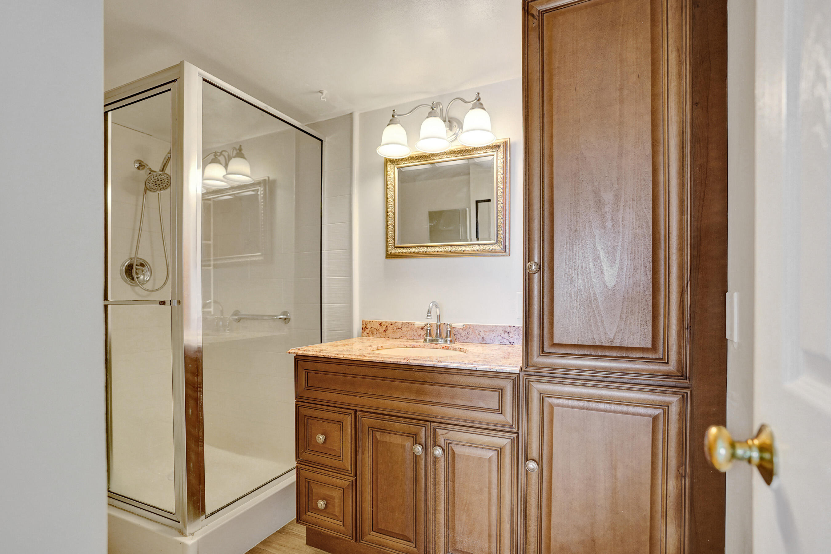 RIDGEVIEW TOWERS CONDO - Residential