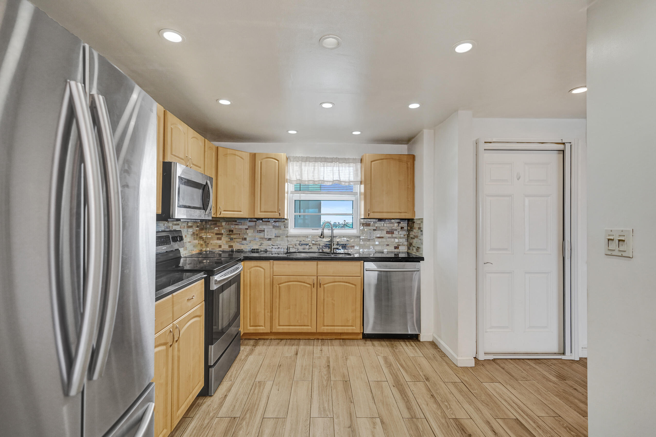 RIDGEVIEW TOWERS CONDO - Residential