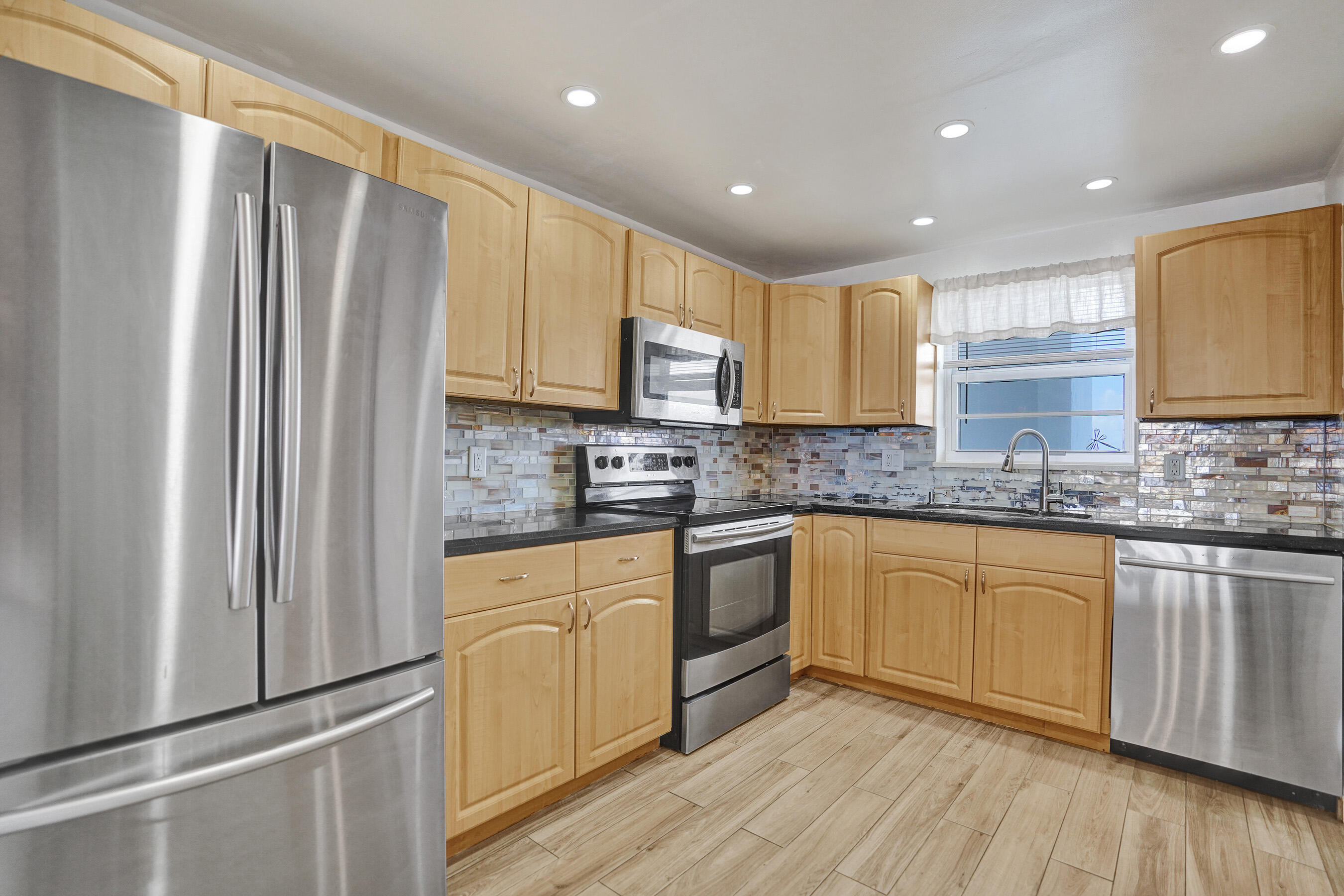 RIDGEVIEW TOWERS CONDO - Residential