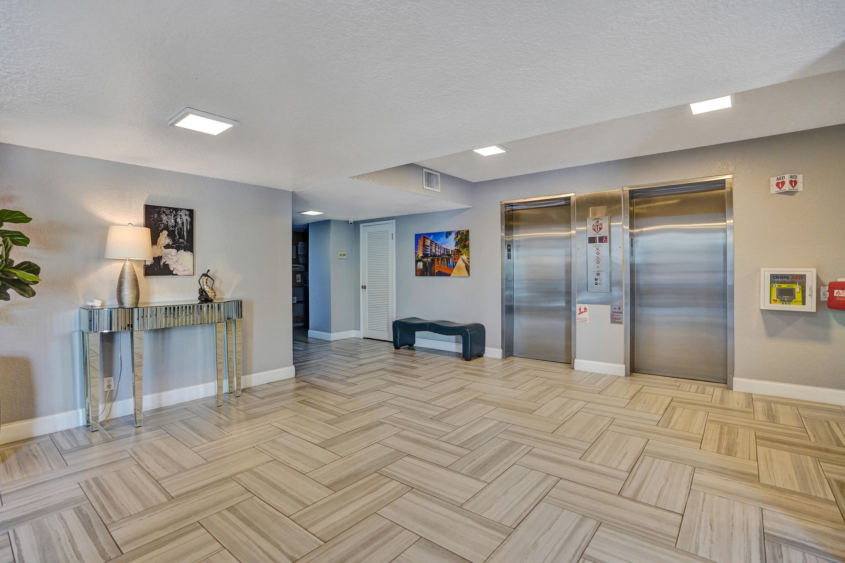 RIDGEVIEW TOWERS CONDO - Residential