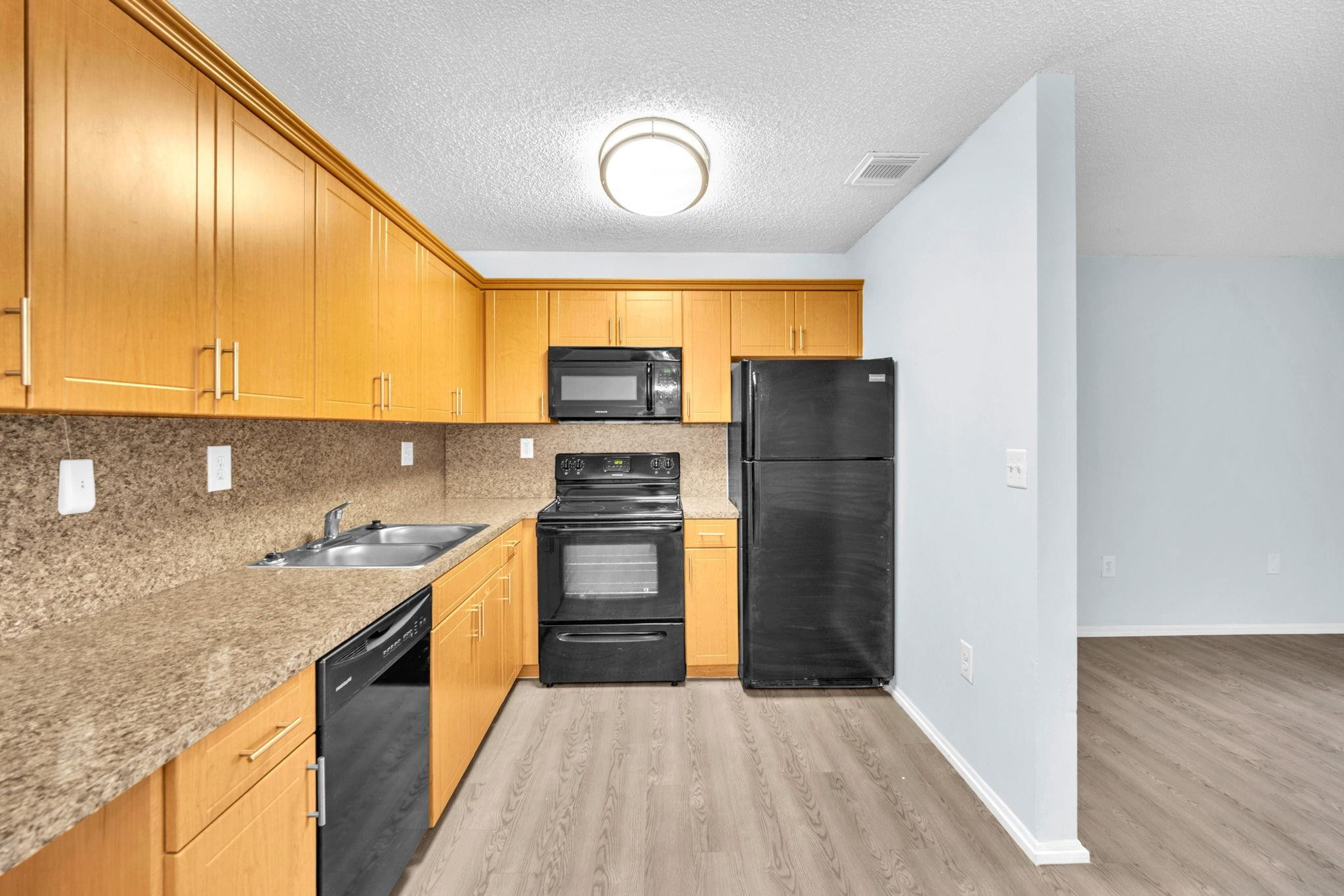 FAIRWAY VIEW - Residential Lease