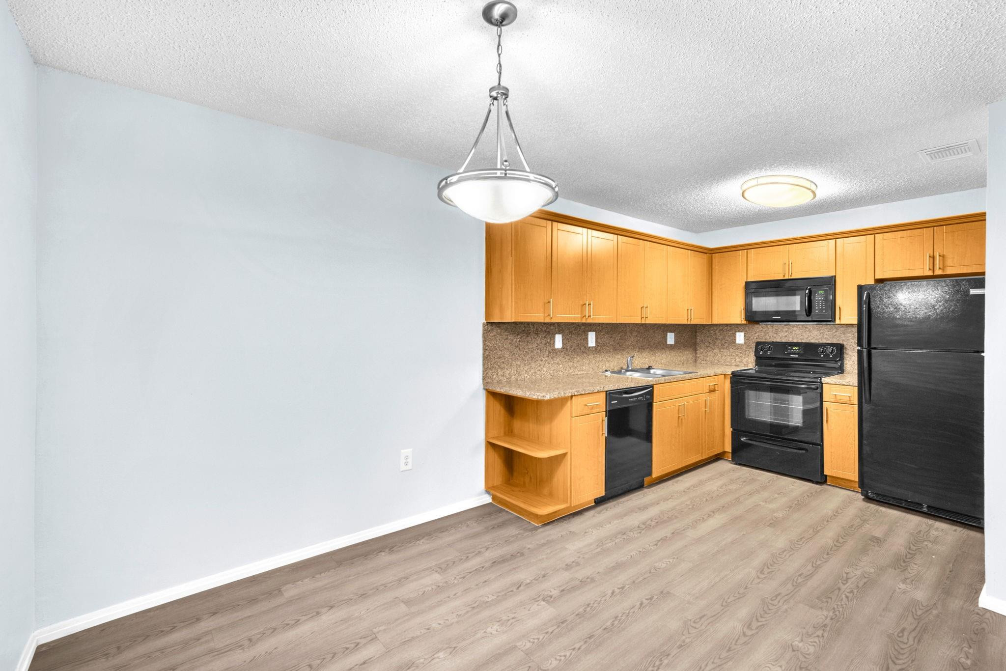 FAIRWAY VIEW - Residential Lease