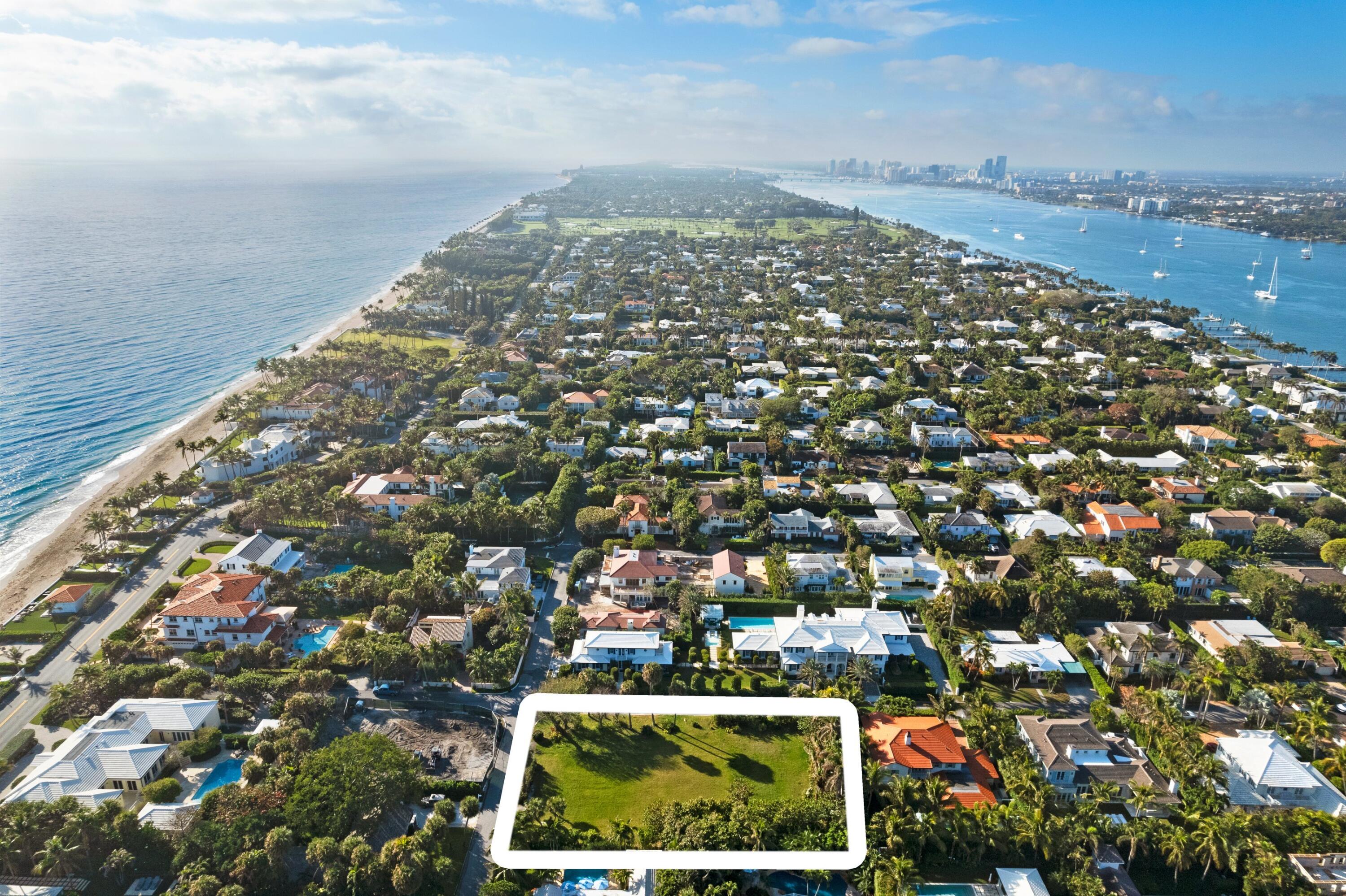 EL ENCANTO - Residential