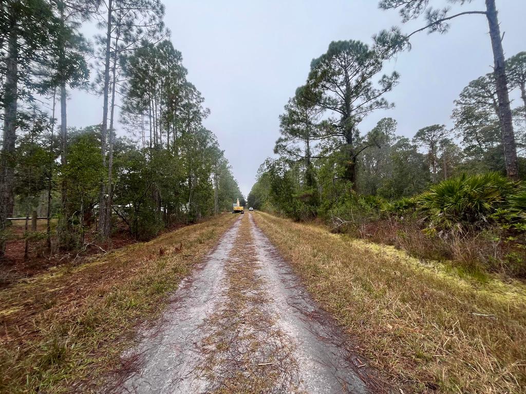 PARADISE LAKES SUB - Land