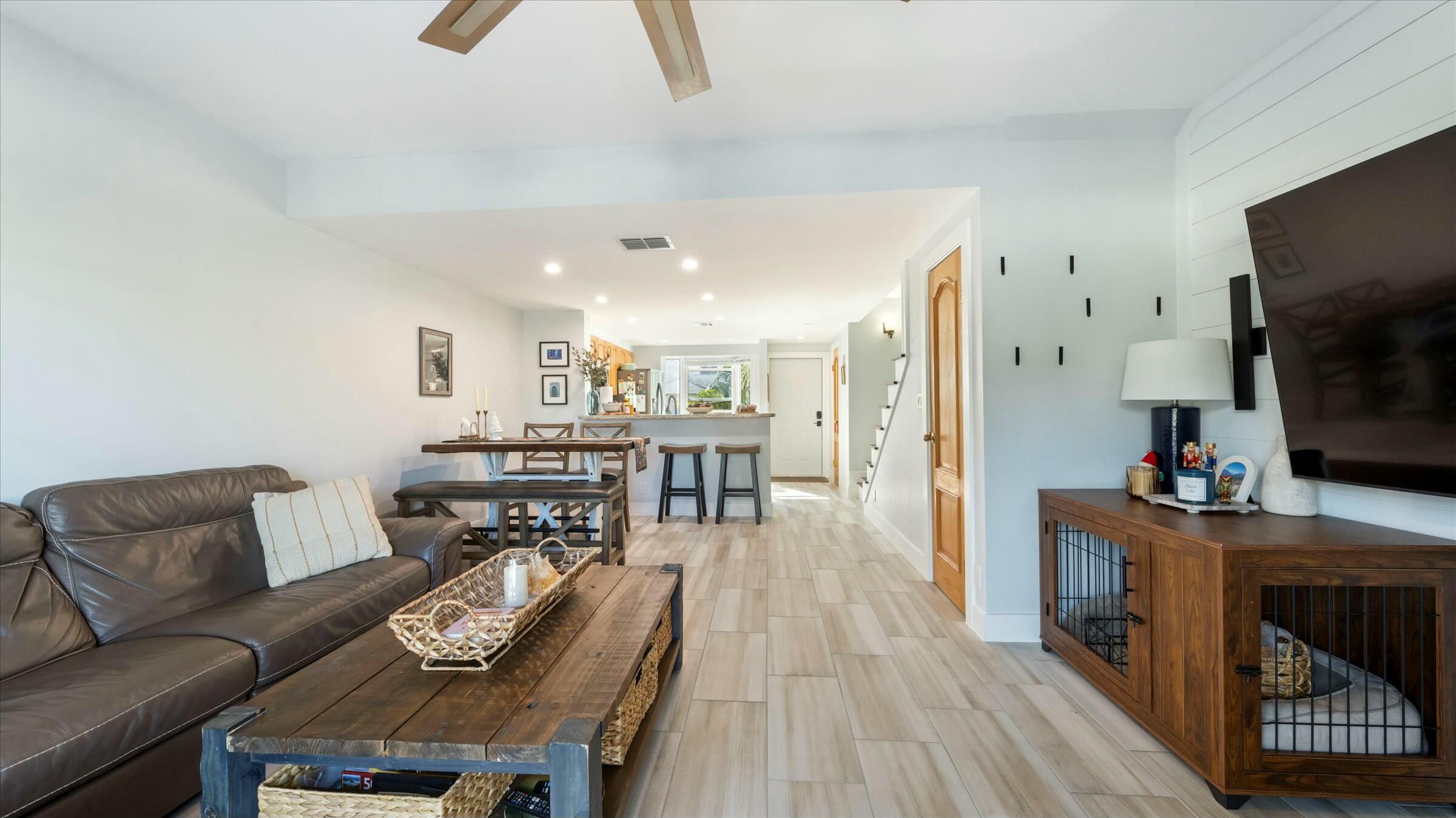 Sun Harbor Townhomes - Residential