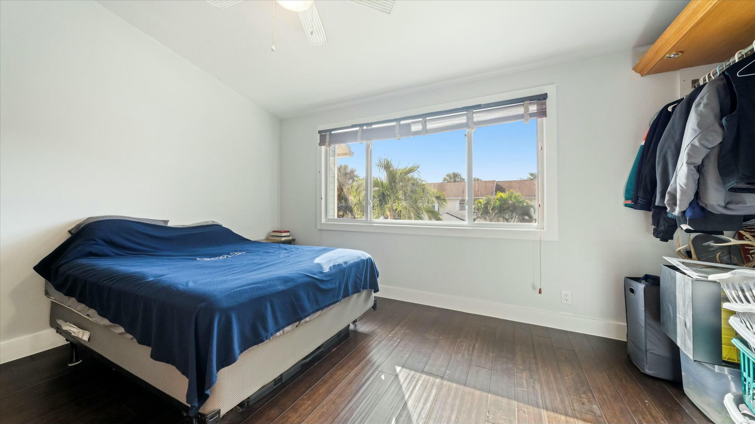 Sun Harbor Townhomes - Residential