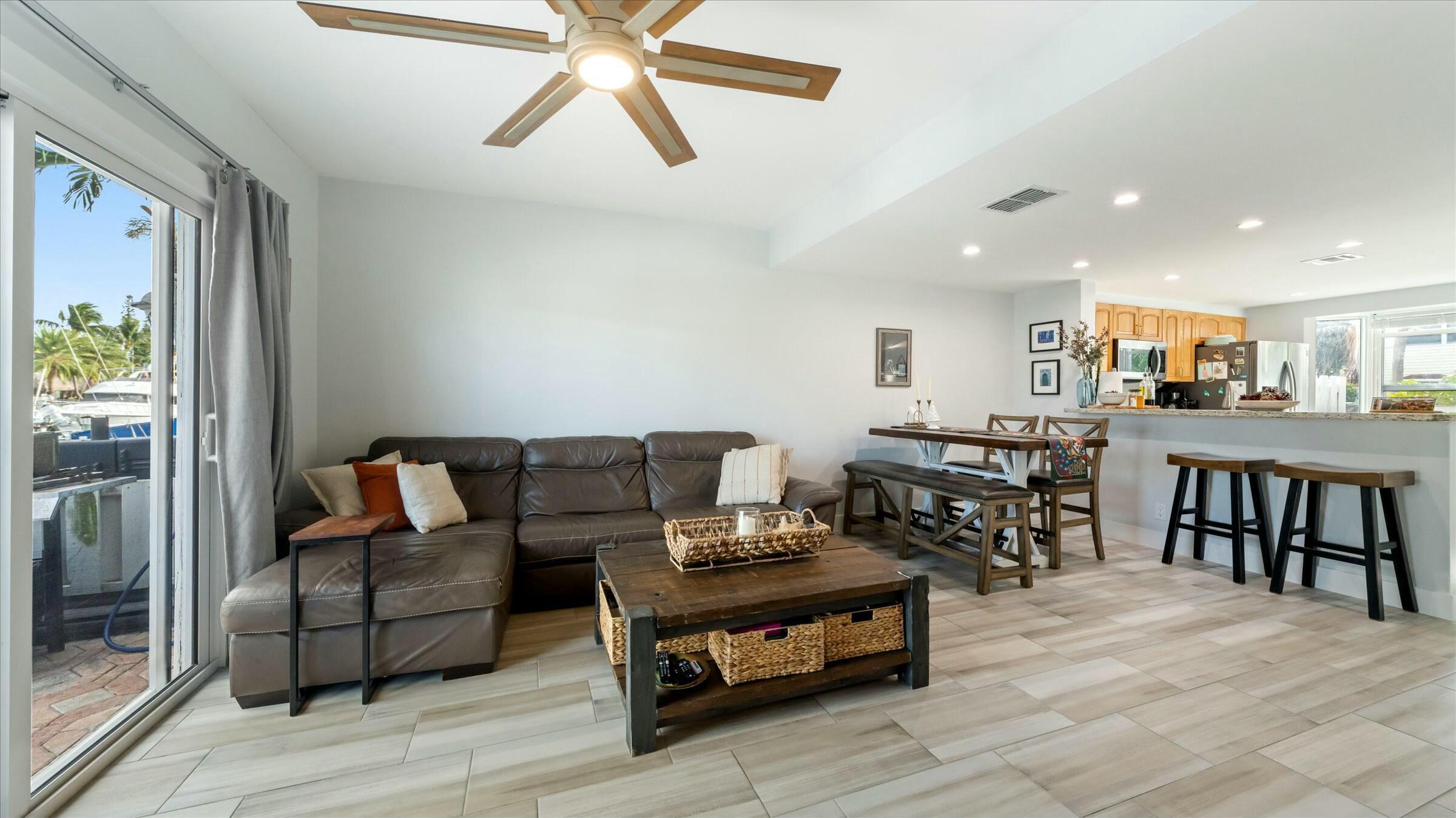 Sun Harbor Townhomes - Residential