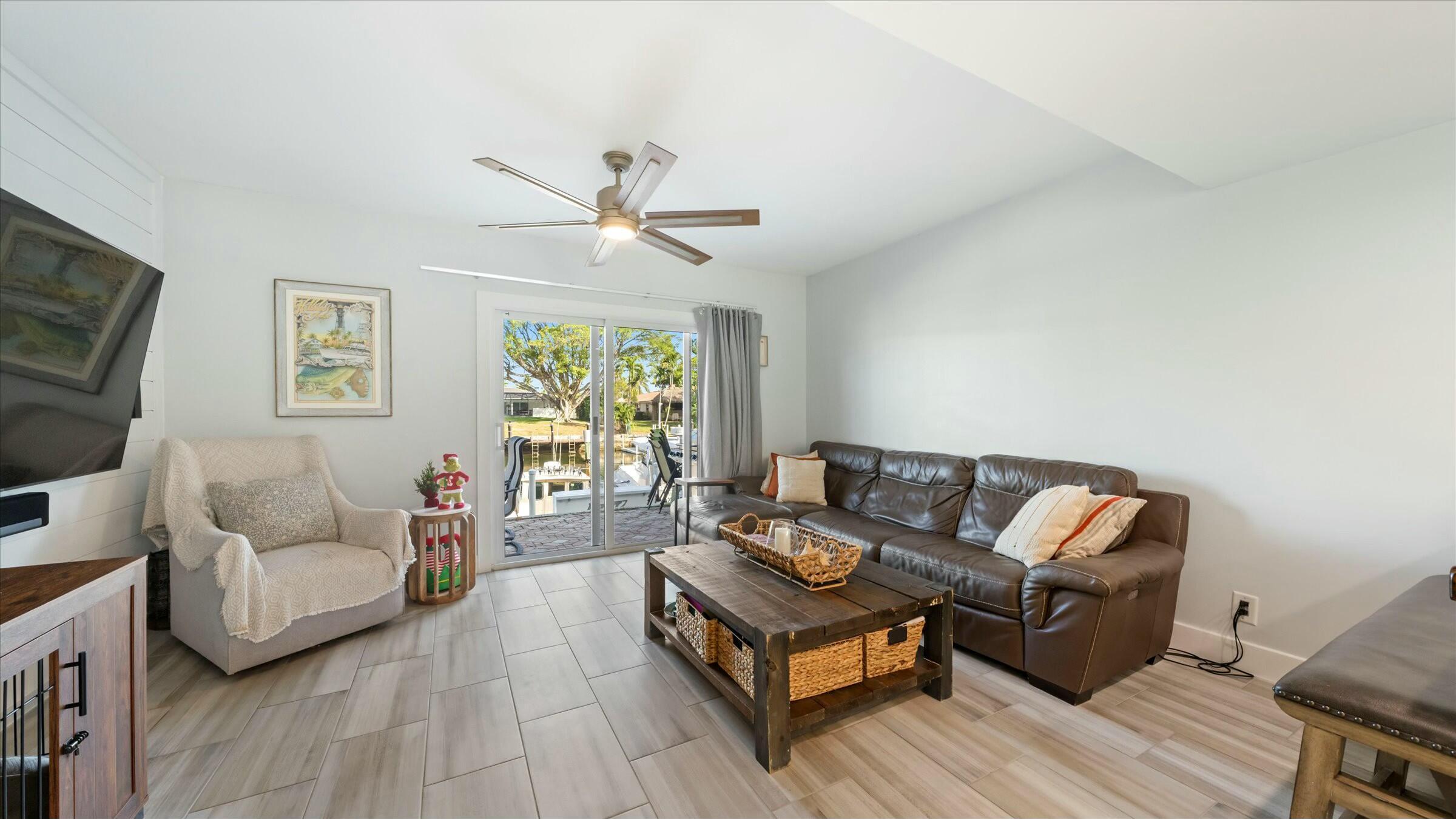Sun Harbor Townhomes - Residential
